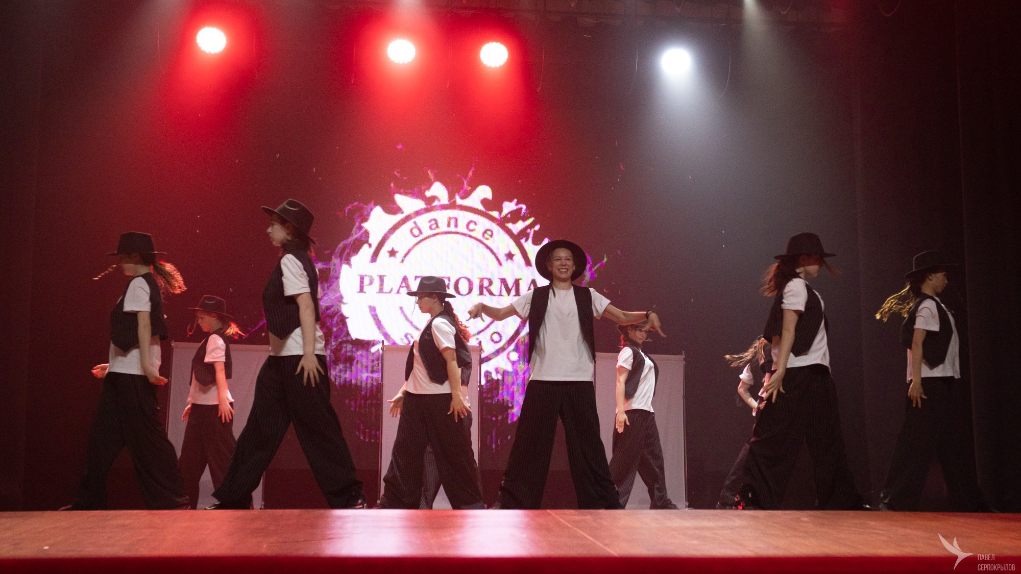 Отчетный концерт студии танцев PLATFORMA. Репортажный фотограф в Казани Павел Серпокрылов