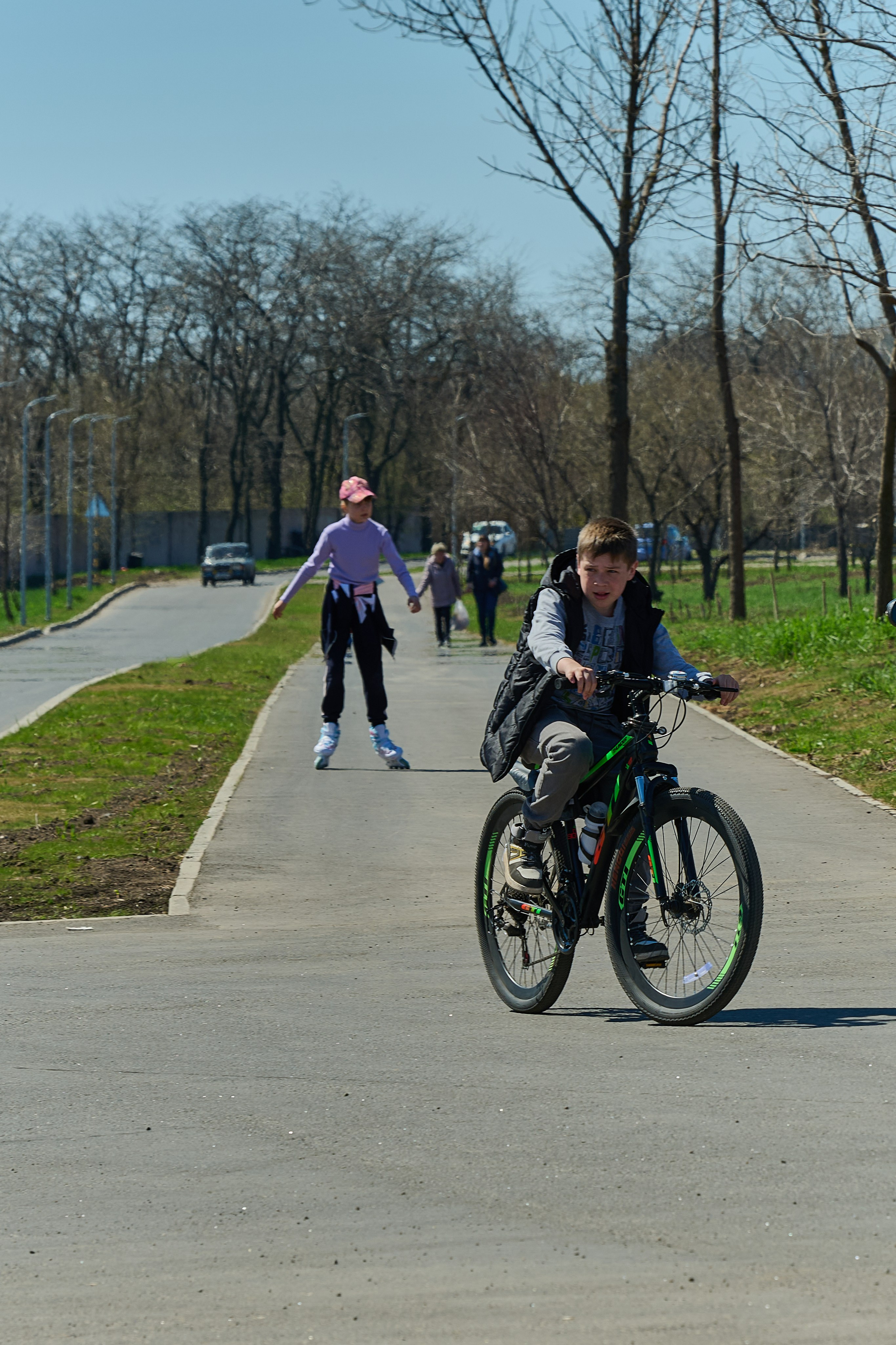 Парки Мариуполя. Фото Мариуполь 2024. Фотографии Мариуполя. Фотограф роман Адлер 