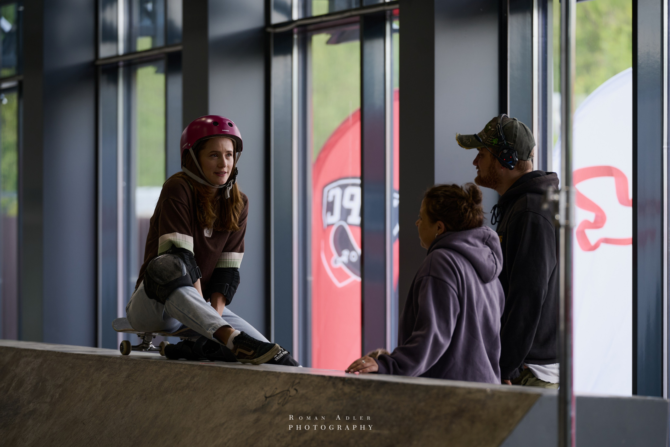 Репортаж со съёмок фильма «Своя в доску». Фотограф Роман Адлер