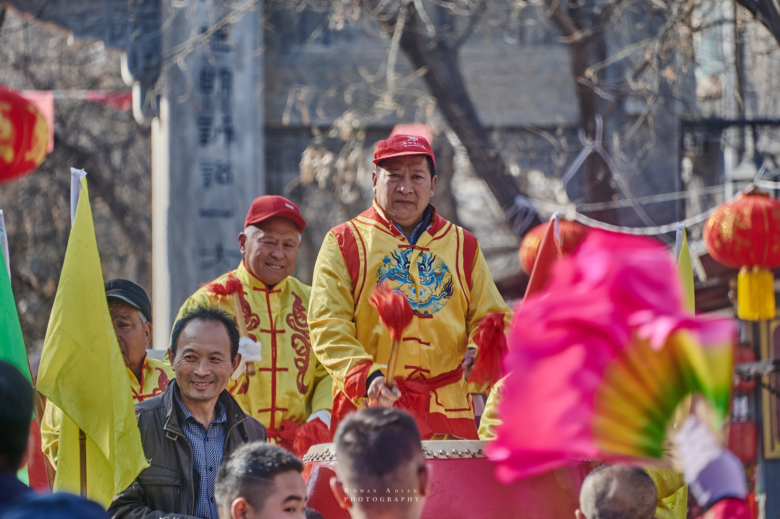 Новогодний парад в Цинчжоу. Китай. Фотограф Роман Адлер
