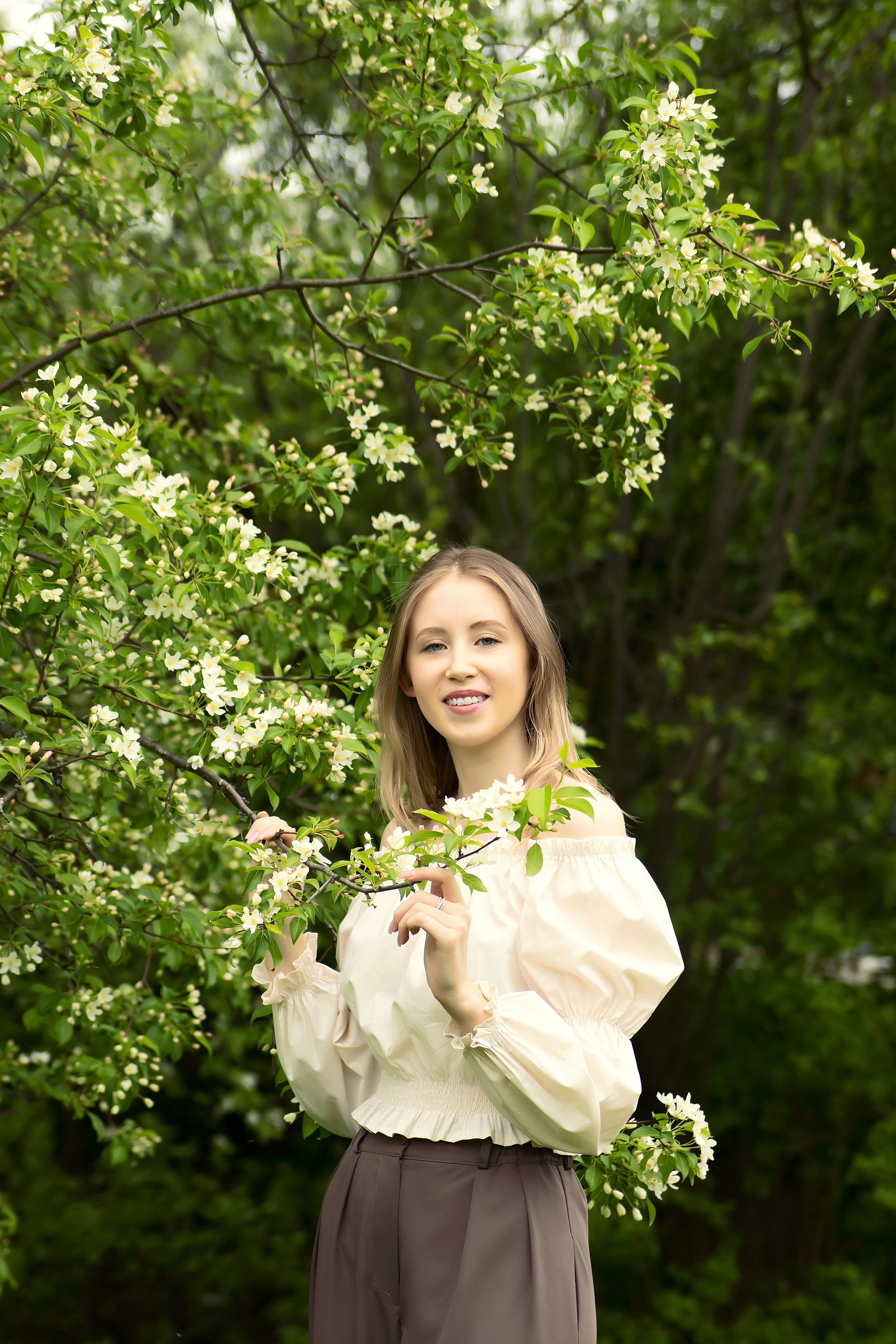 Индивидуальная фотосессия на цветении. Детский и семейный фотограф Кемерово Антонина Семеркова!