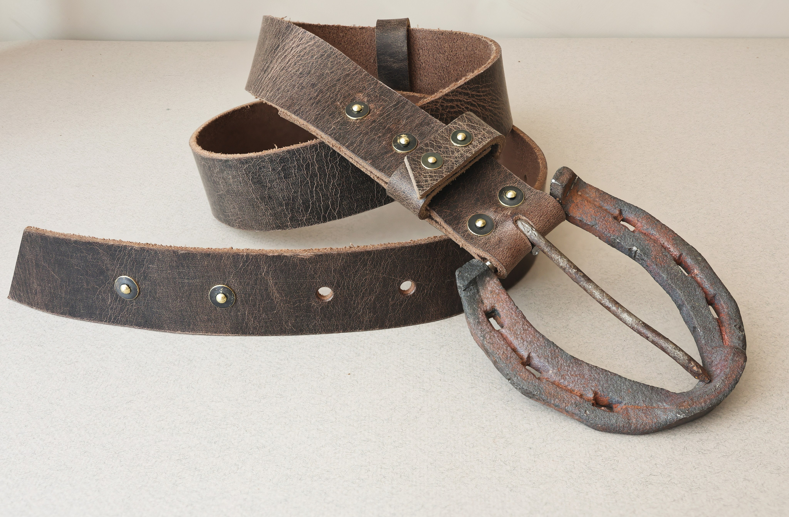 Ремни. Мастерская авторских аксессуаров из кожи в Уфе Hecho a mano