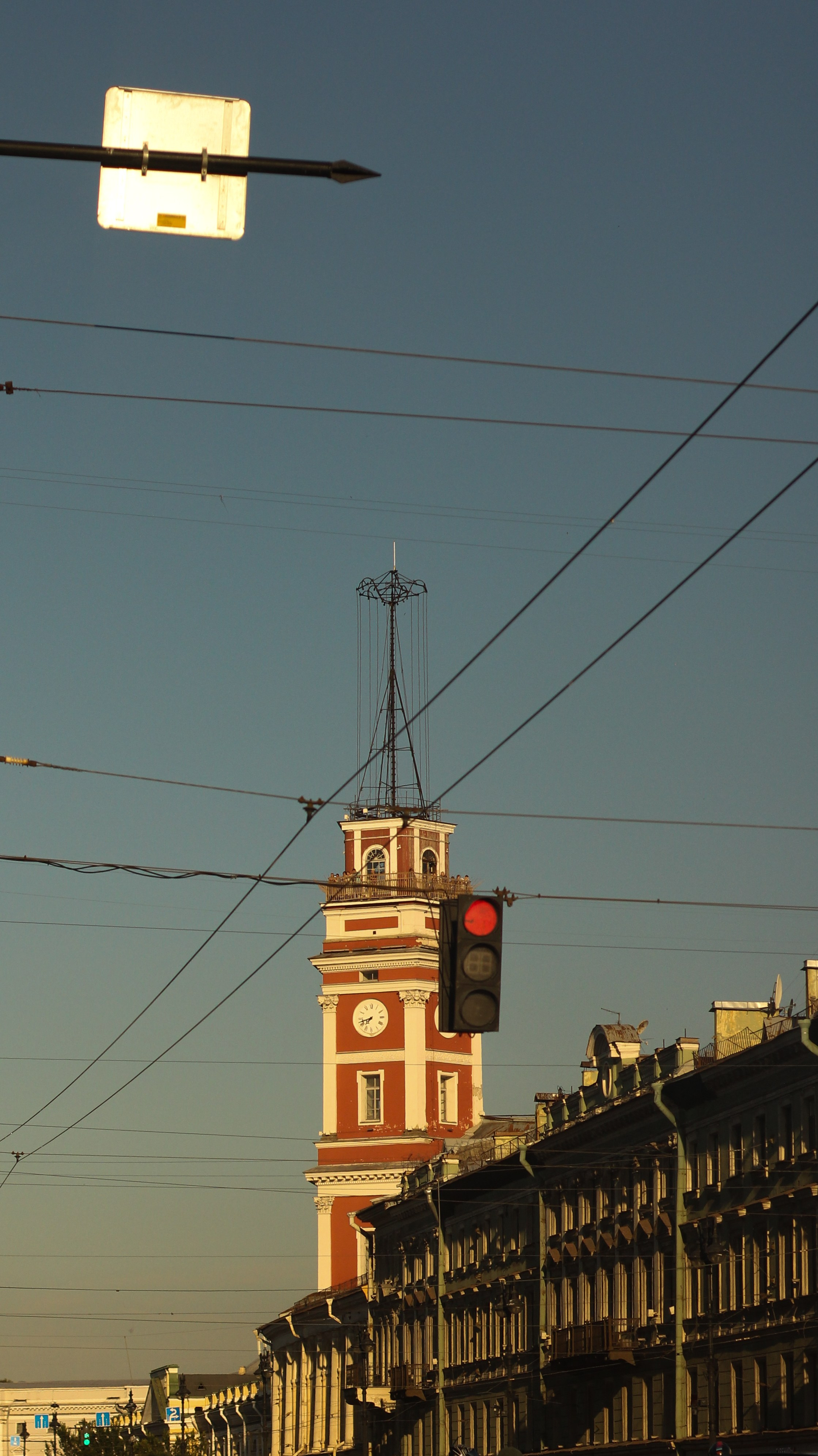 Казанский собор и Дом Книги. Портретный фотограф DanilNabody