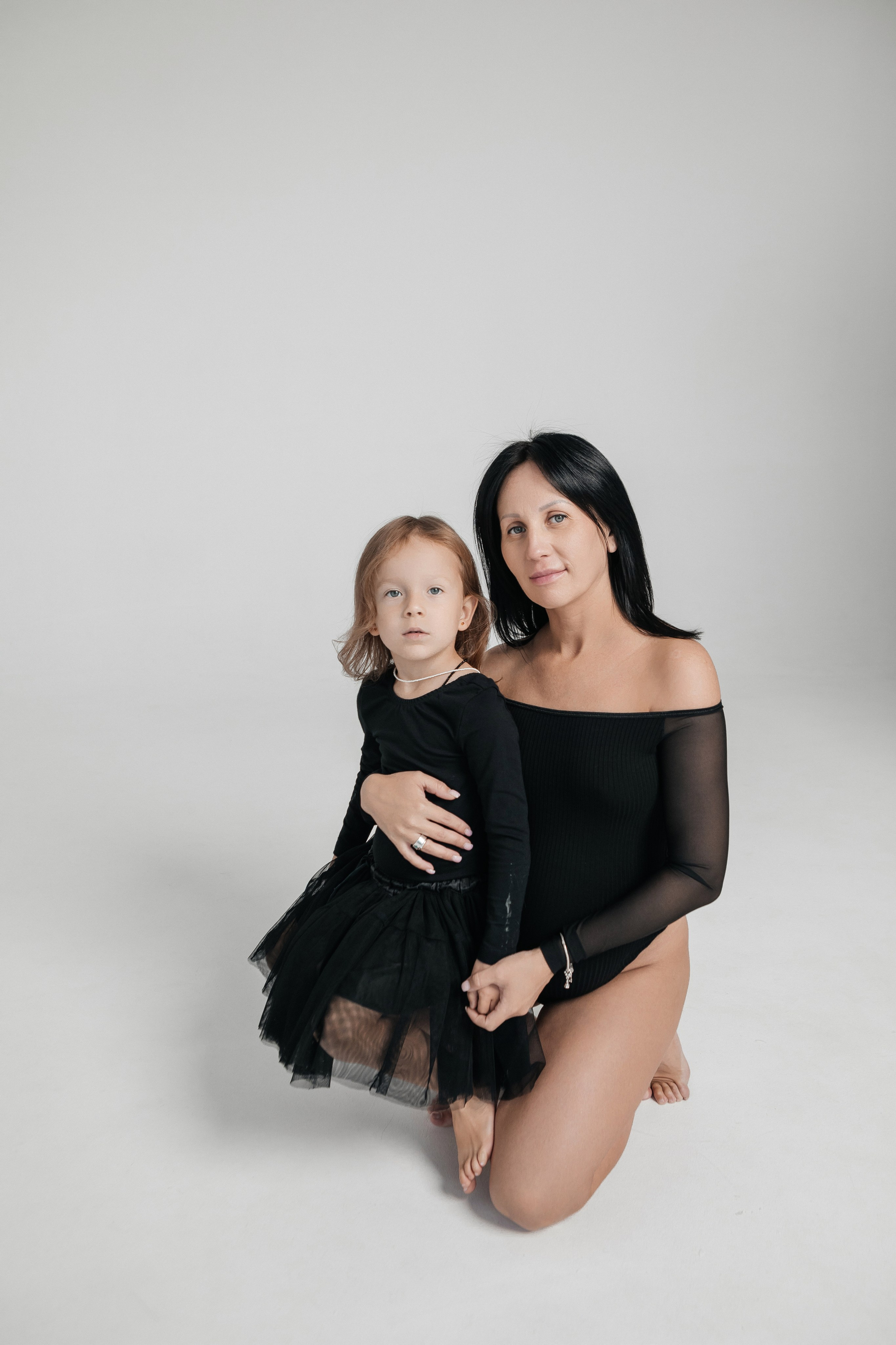 Семейная фотосессия в фотостудии. Свадебный и семейный фотограф Ибрагимова Мария из Екатеринбурга