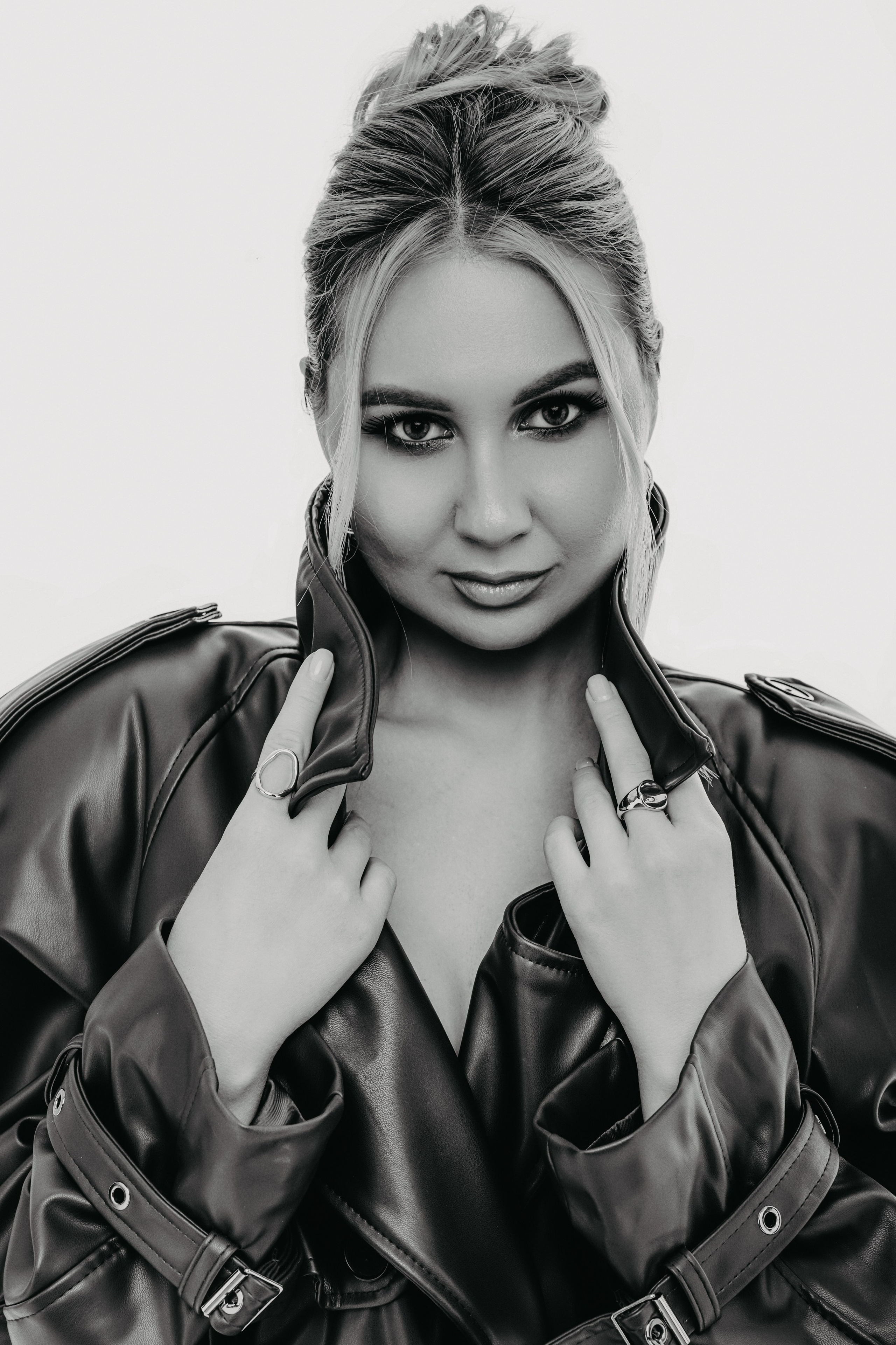 Дарья Гужова. ФОТОГРАФ ИРИНА ШАМАТАВА