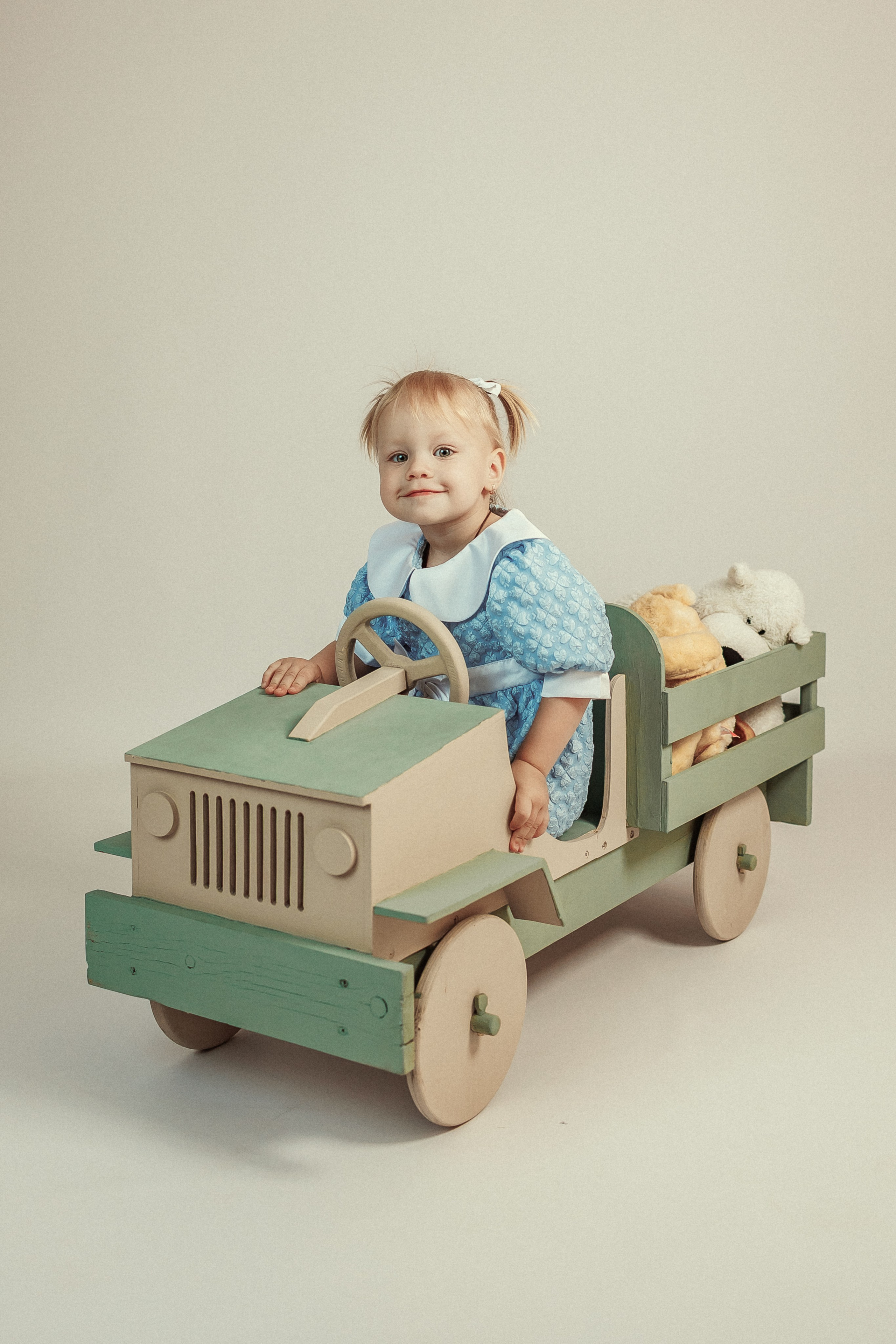 Фотосессии "Первых годиков" в Абинском районе