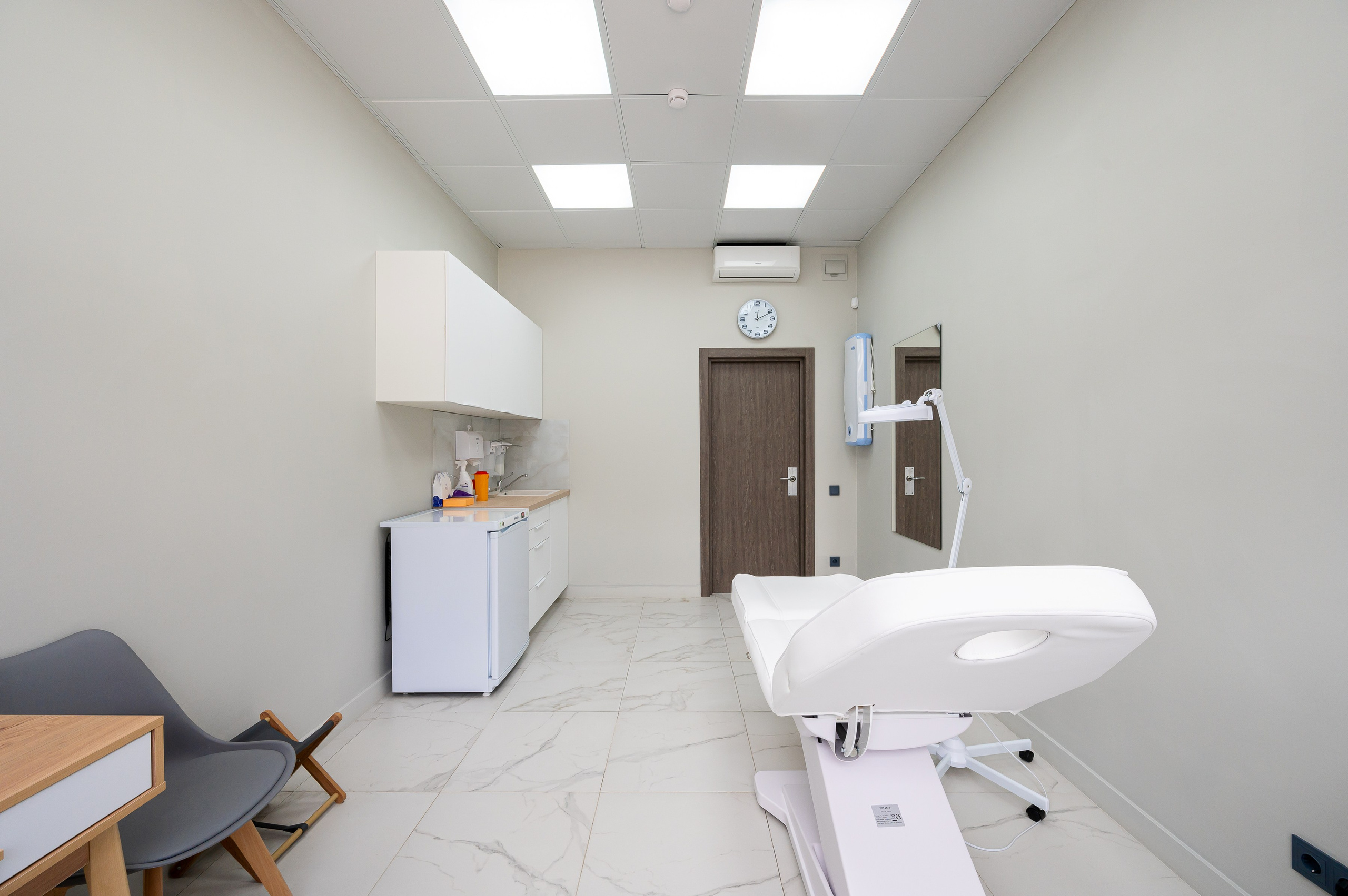 Клиника Космоэксперт. Интерьерный фотограф. Фото- видеосъемка недвижимости Санкт-Петербург