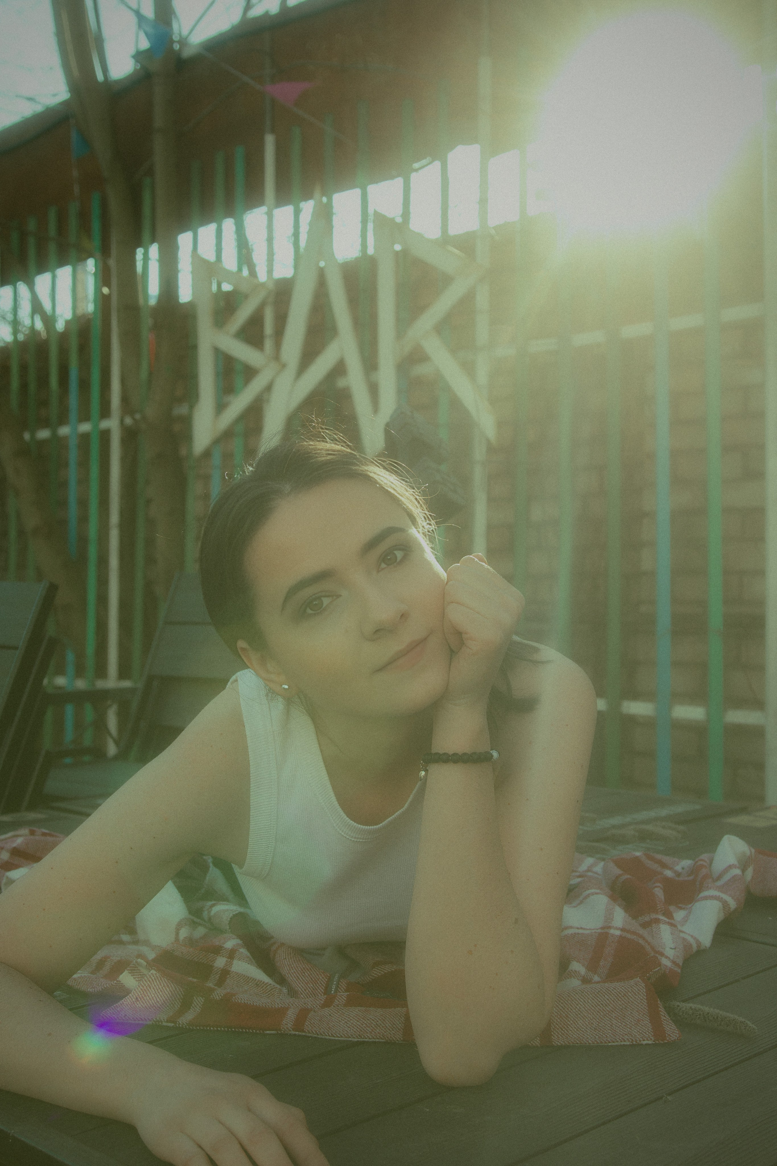 Солнечный Апрель