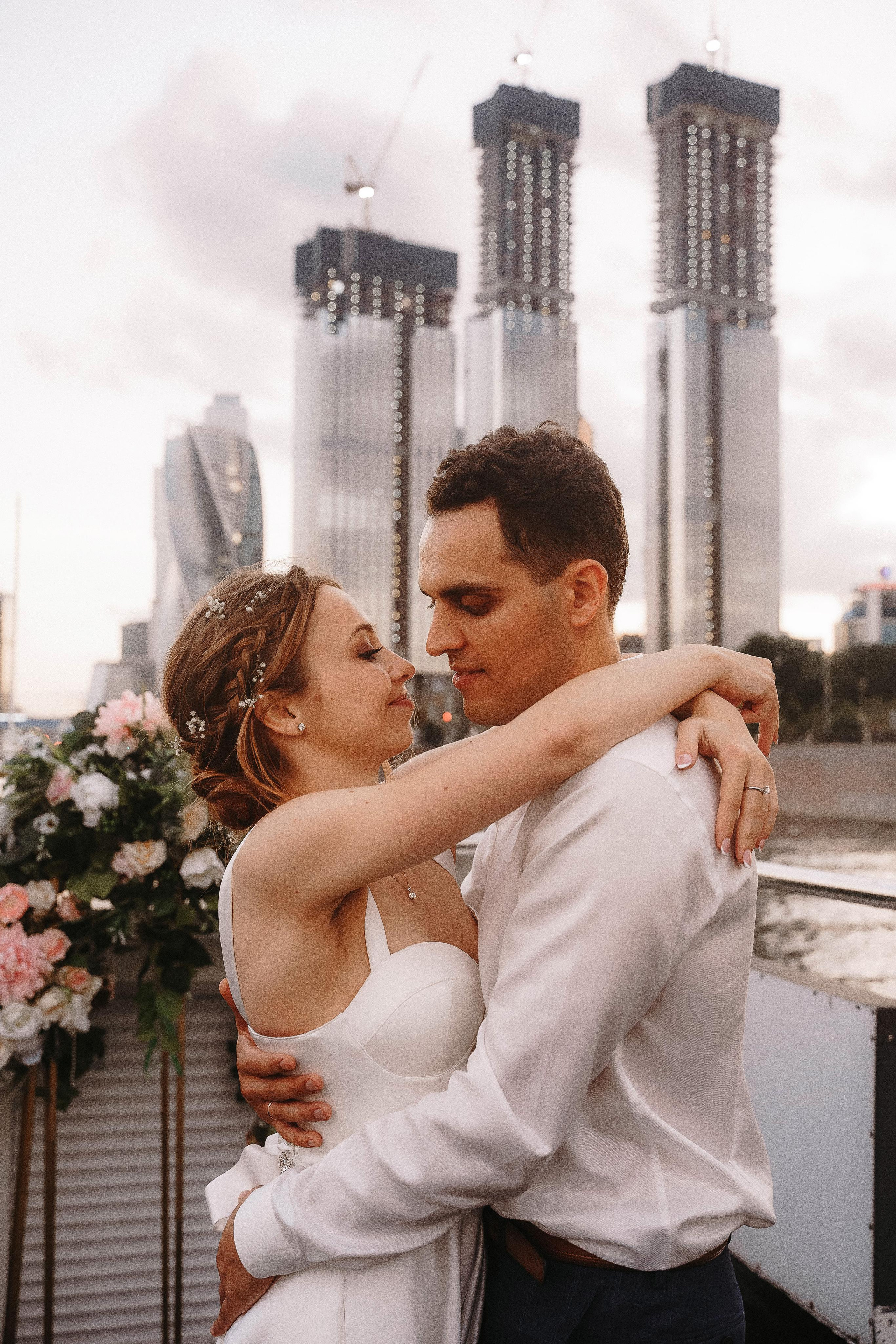 Свадебная фотосессия на теплоходе