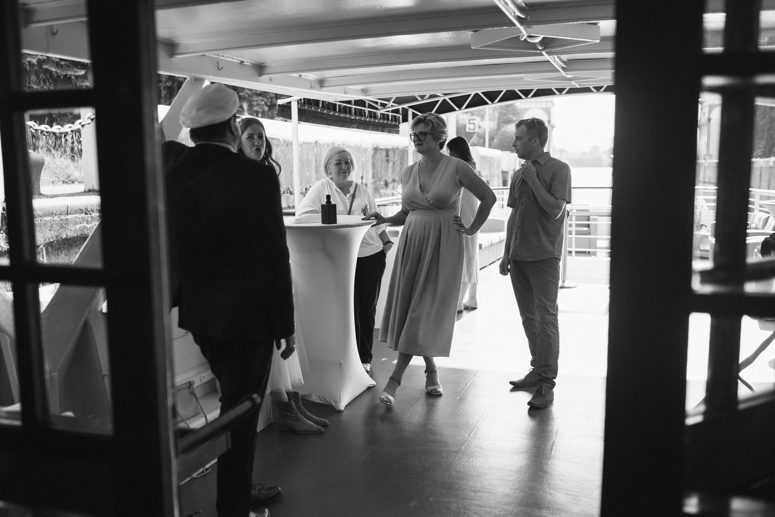 Свадебная фотосессия на теплоходе