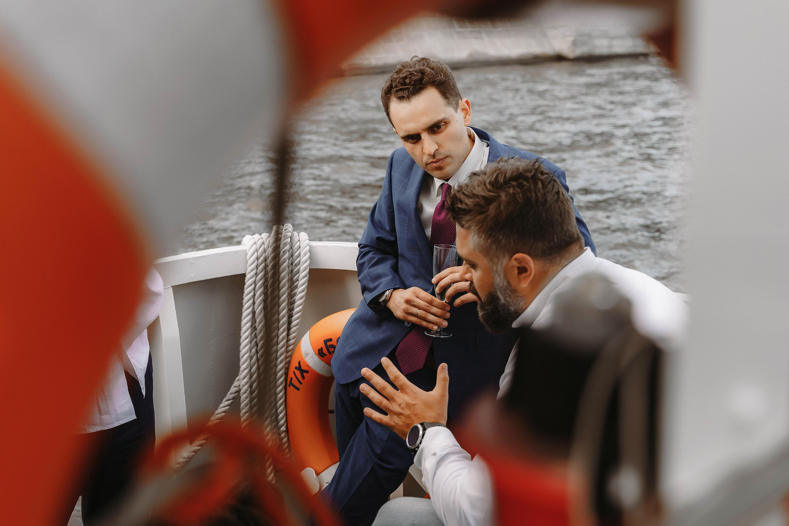 Свадебная фотосессия на теплоходе