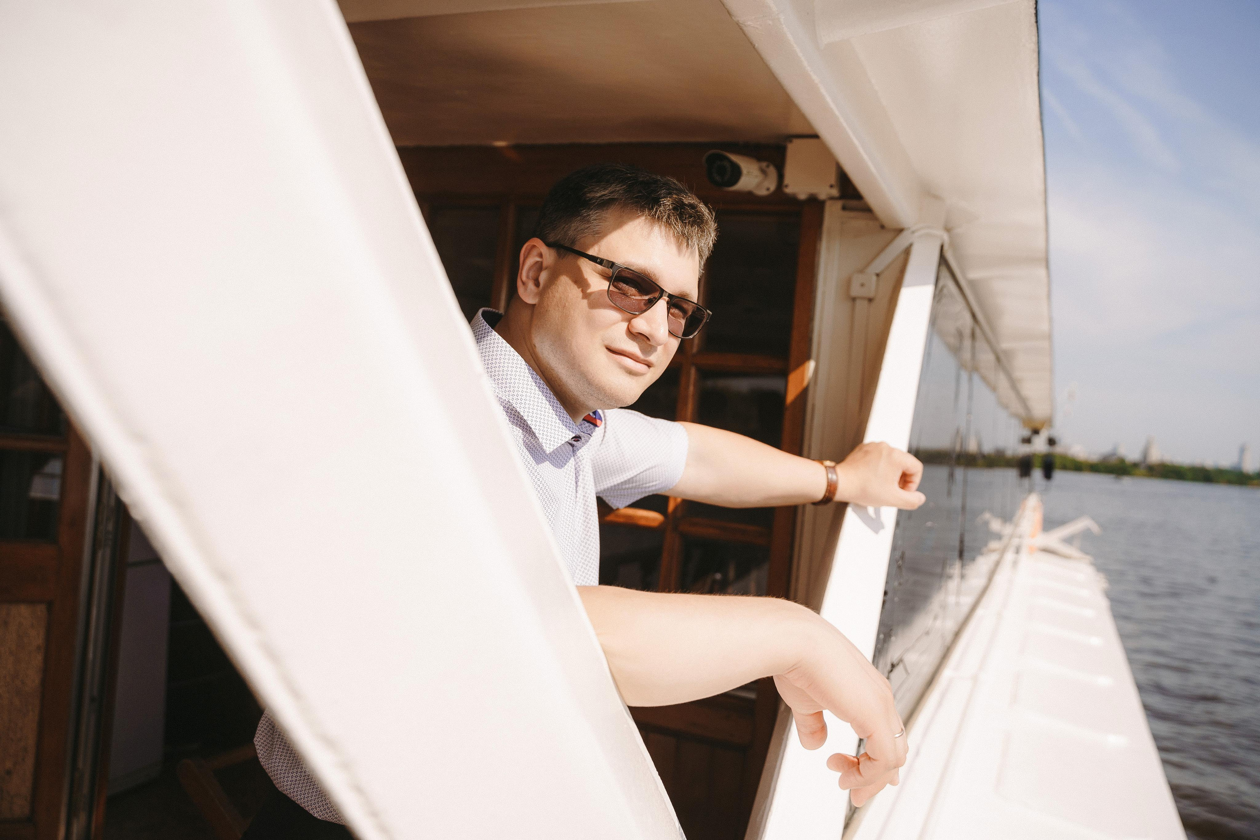 Свадебная фотосессия на теплоходе