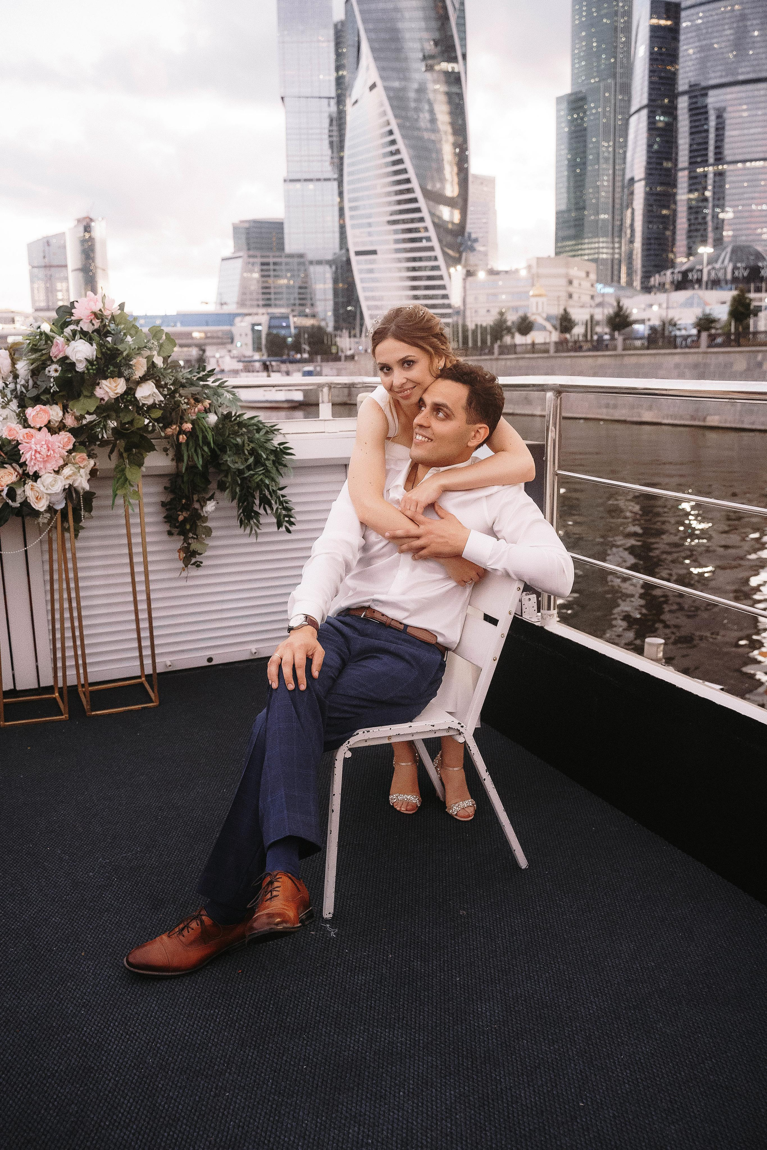 Свадебная фотосессия на теплоходе