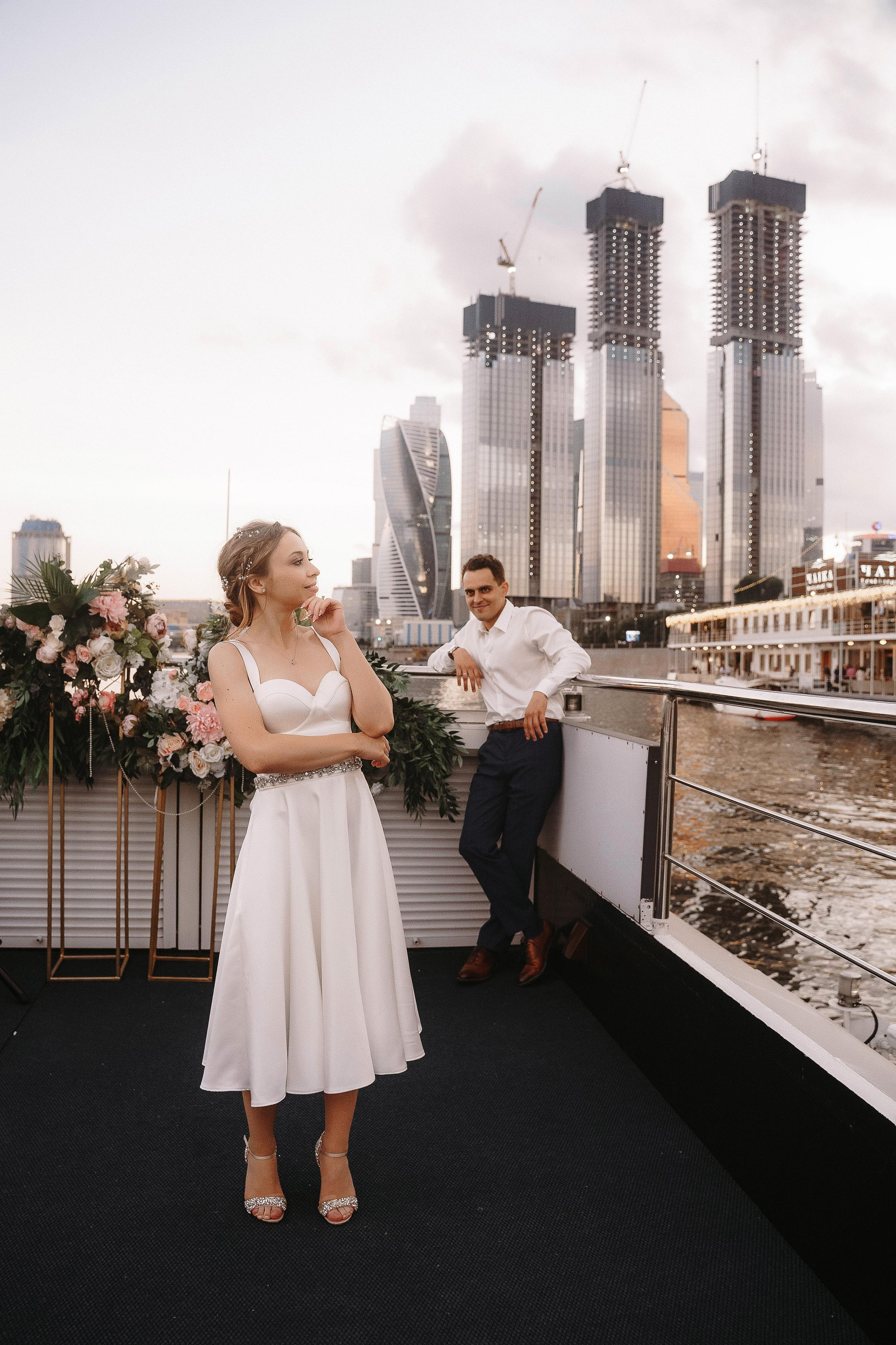 Свадебная фотосессия на теплоходе