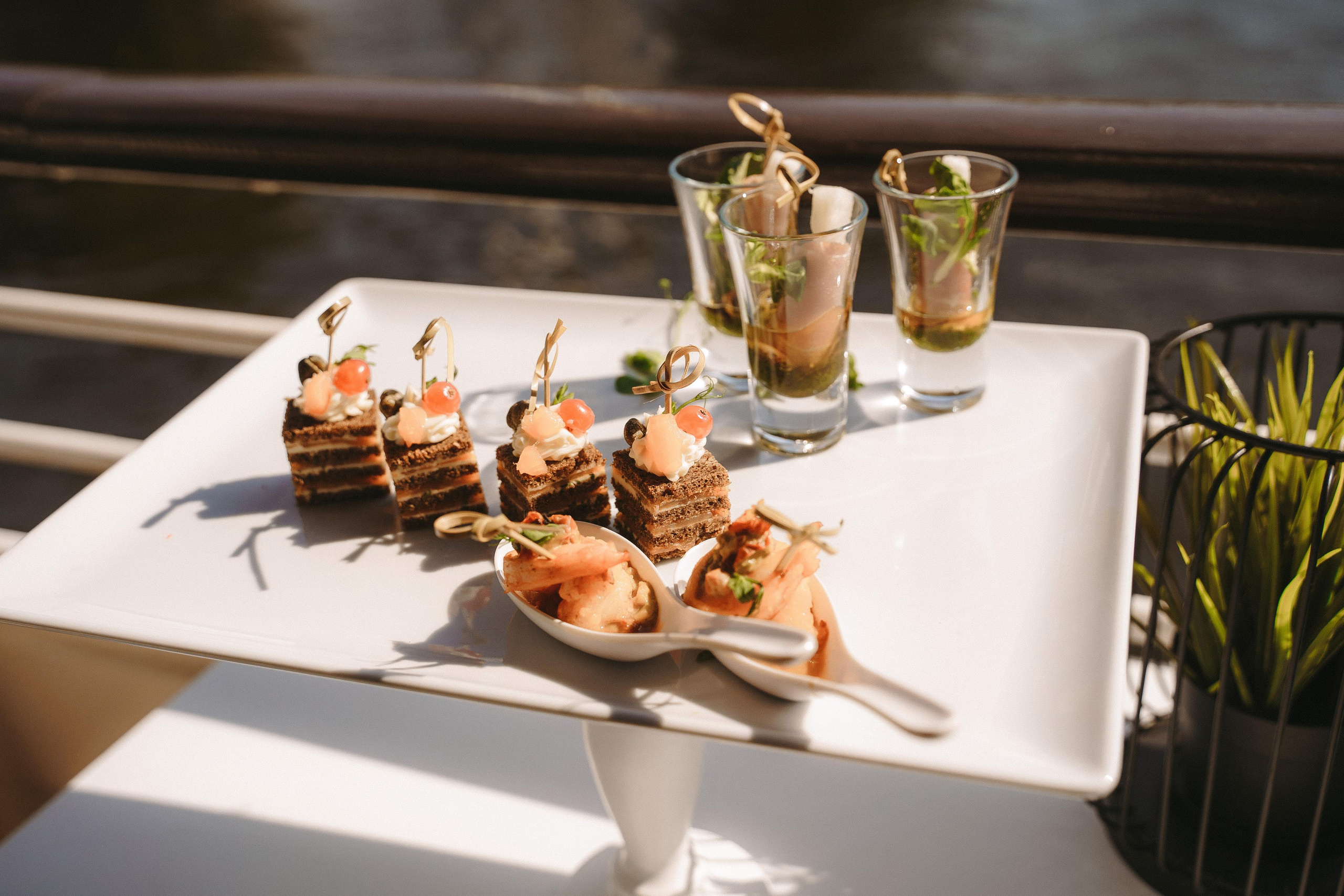 Свадебная фотосессия на теплоходе