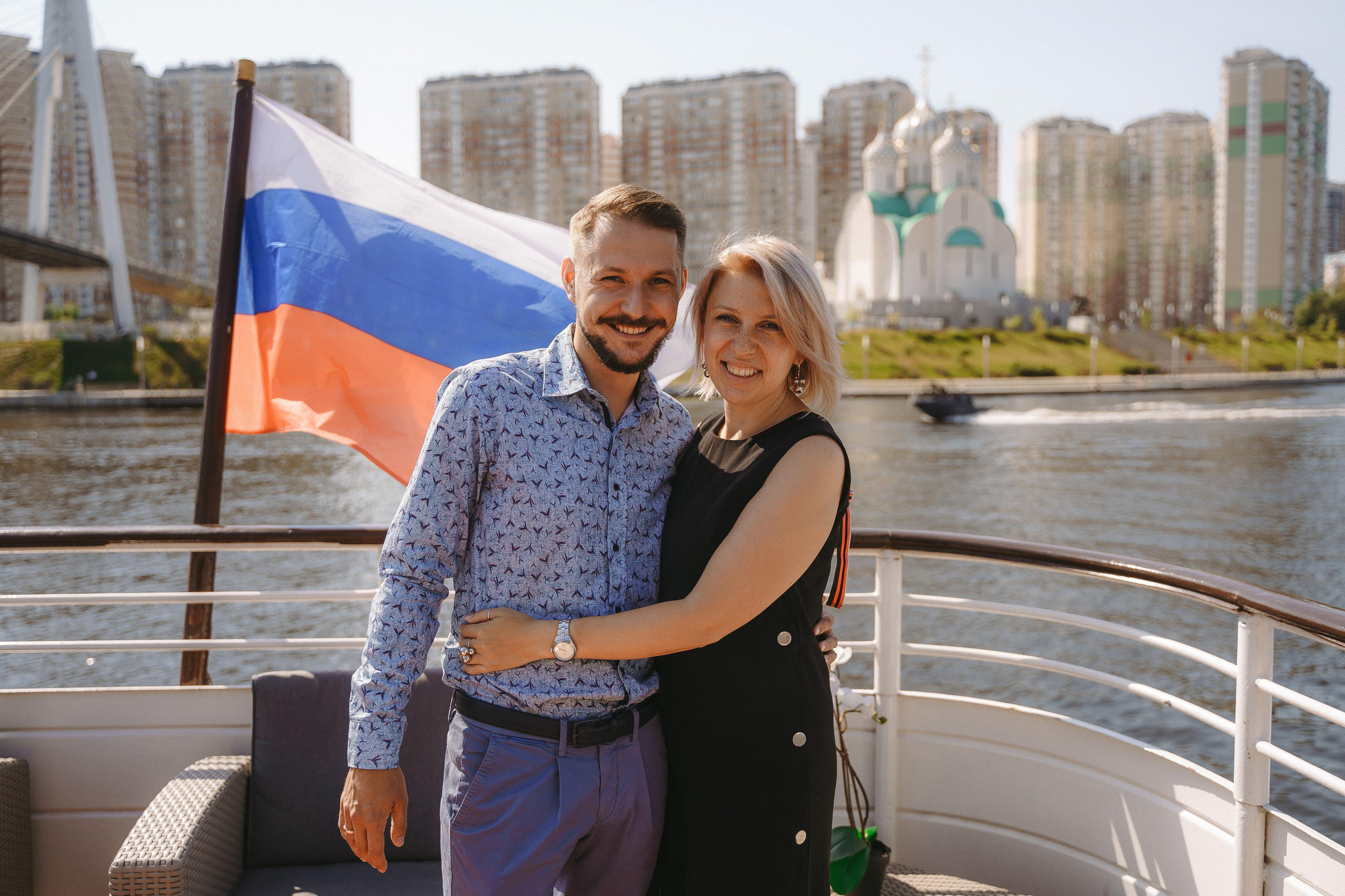 Свадебная фотосессия на теплоходе