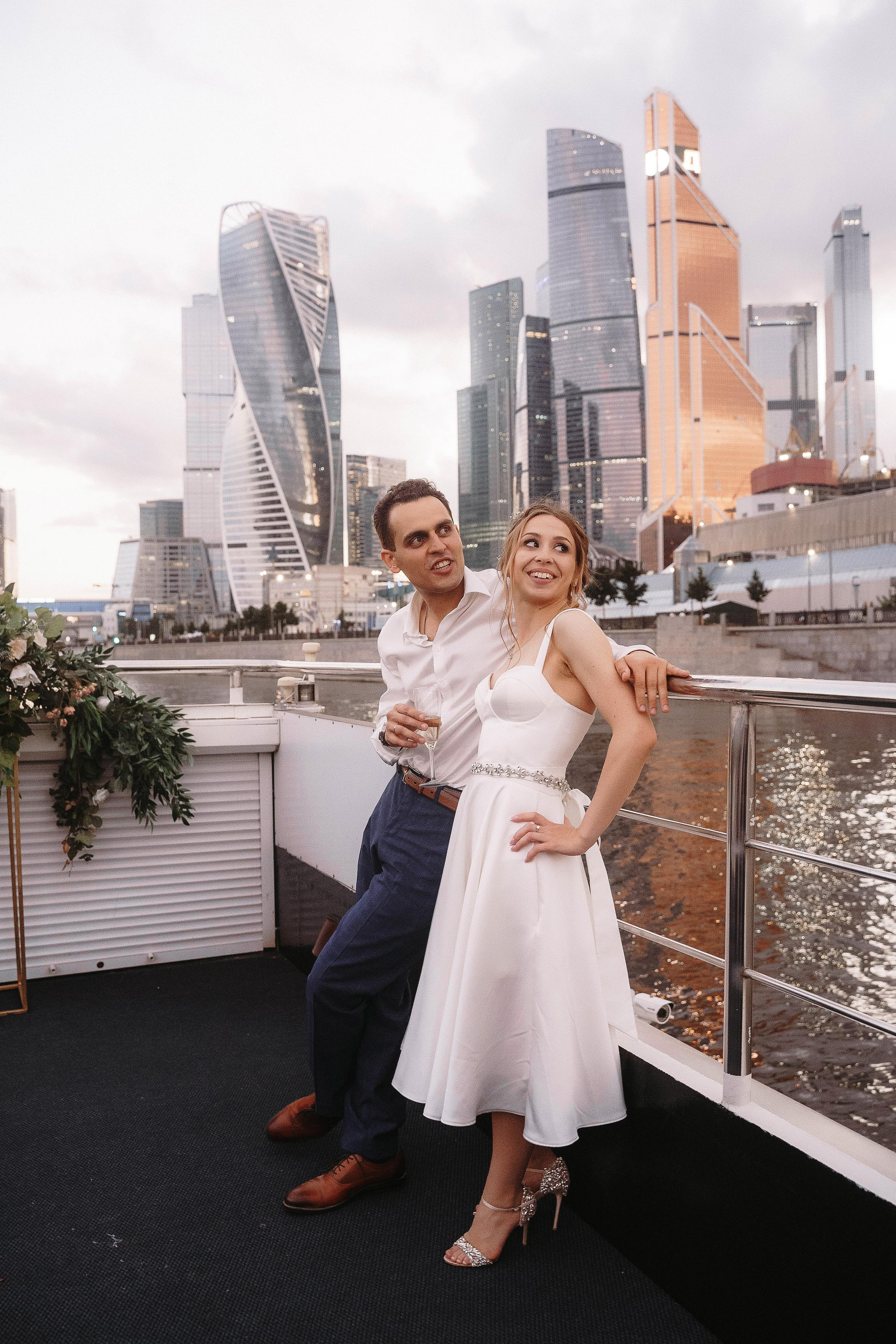 Свадебная фотосессия на теплоходе