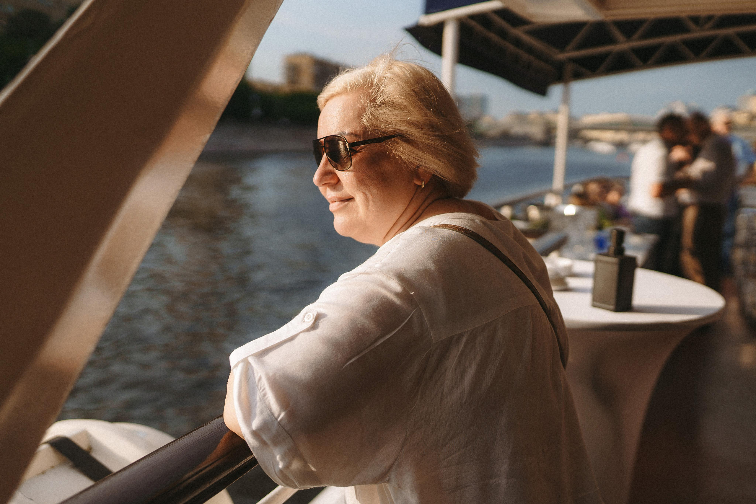 Свадебная фотосессия на теплоходе