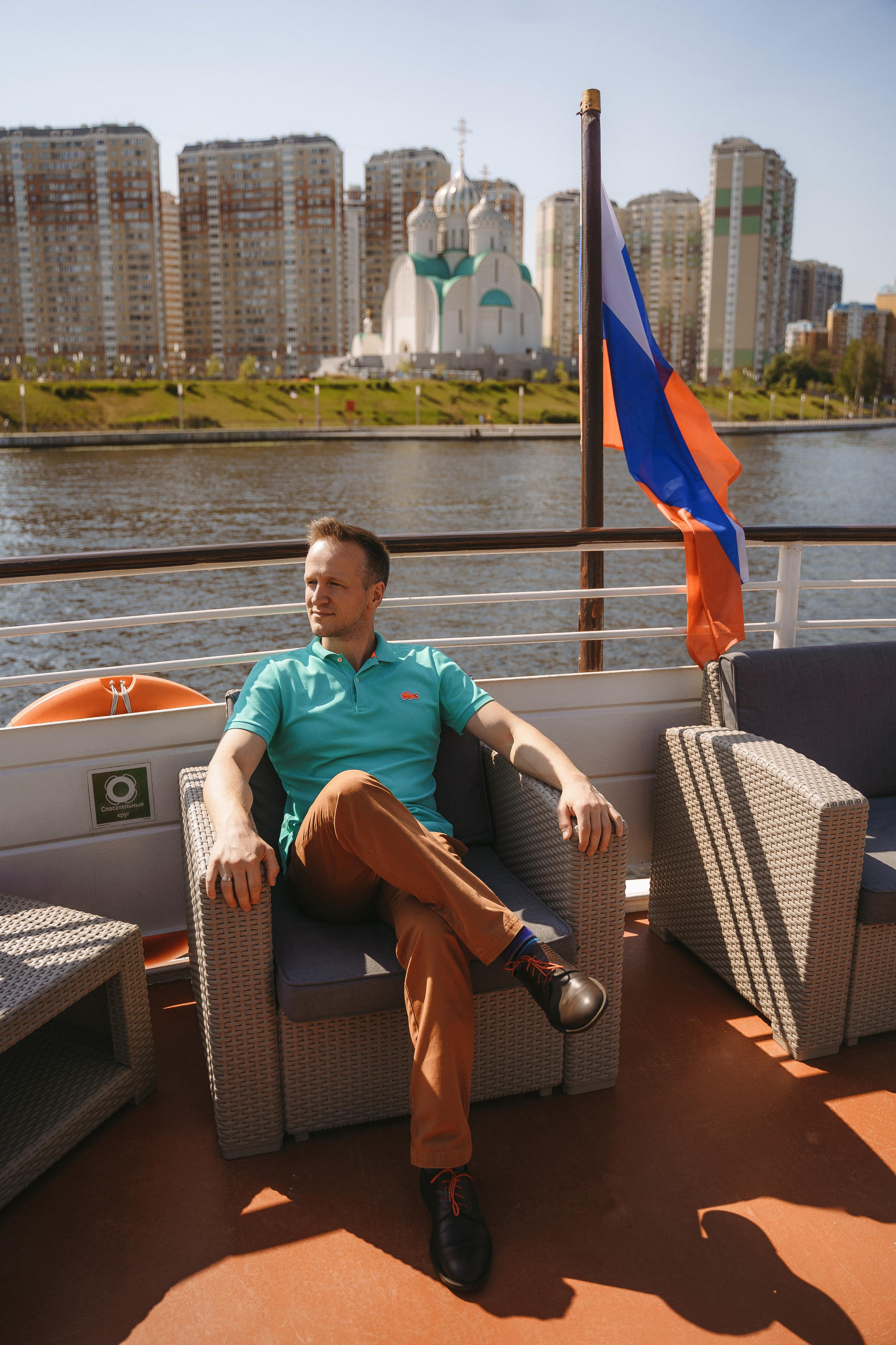 Свадебная фотосессия на теплоходе