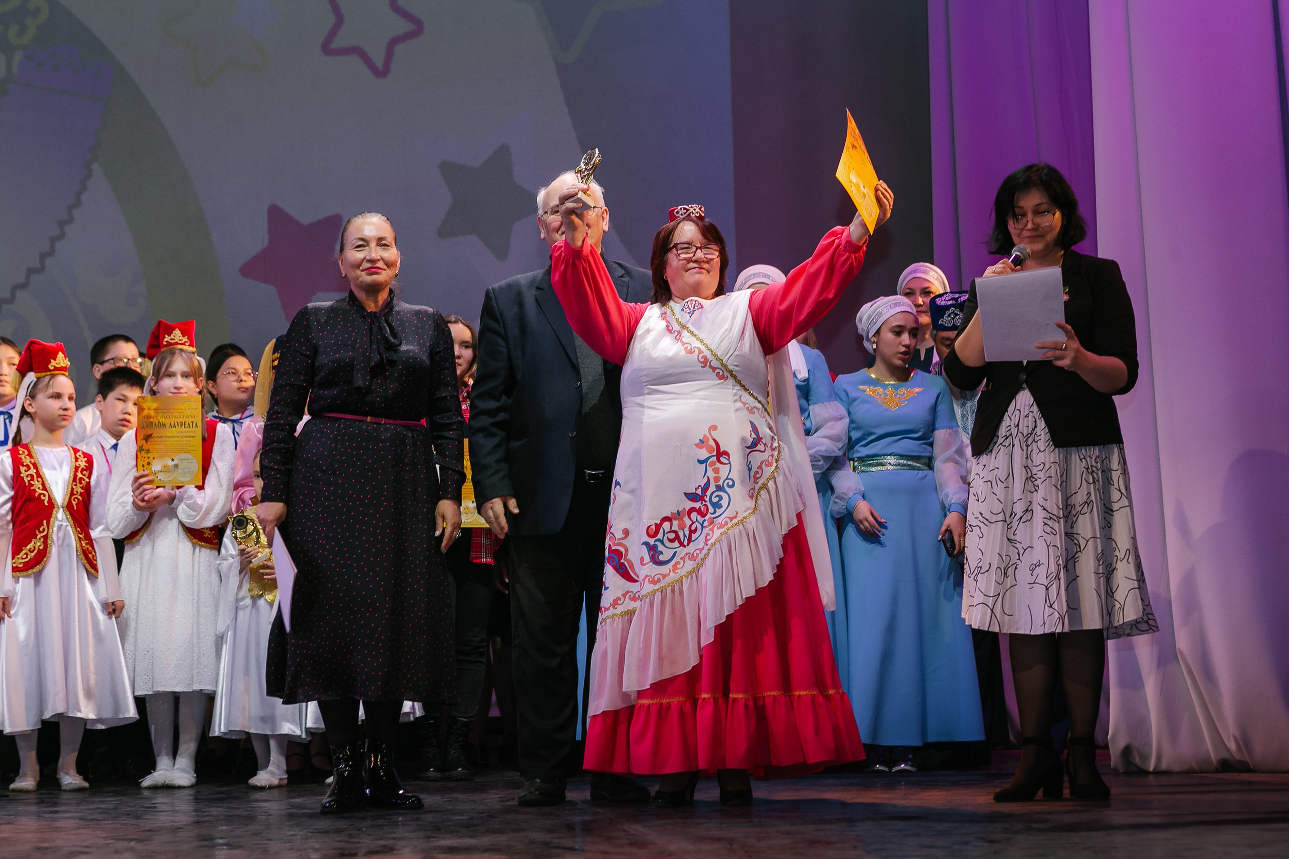 Межрегиональный фестиваль «Сибирские звезды». Контент фотограф, съемка для маркетплейсов, фуд съемка и репортажи в Новосибирске Ралия Галеева