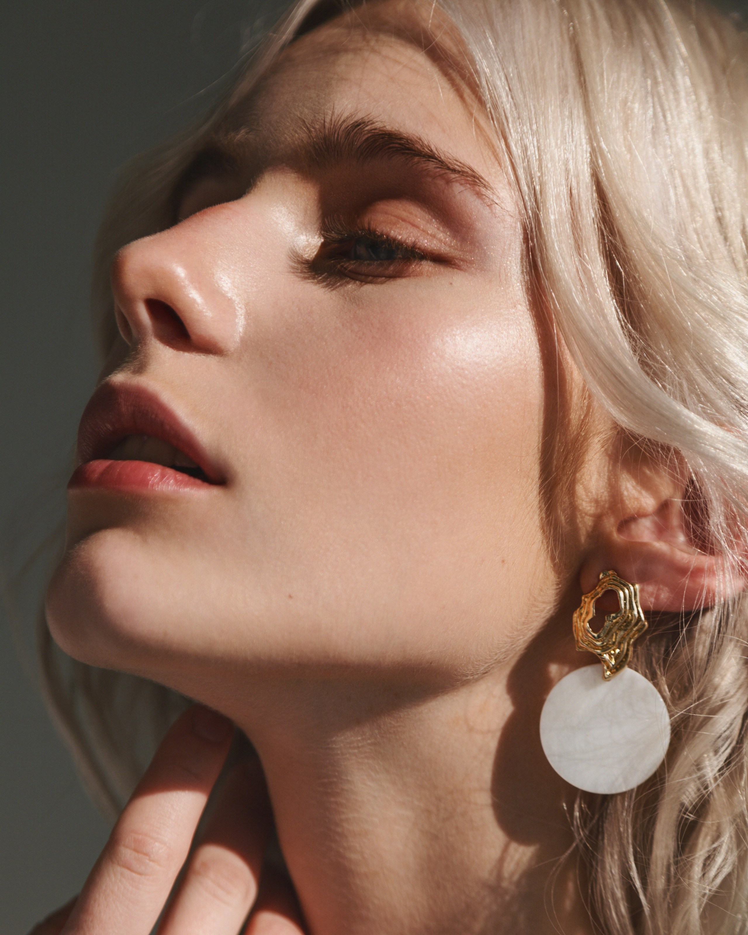 Фотосъемка украшений в Барнауле. Фотограф для бизнеса, маркетплейсов, контента и соцсетей в Барнауле Савинкова Виктория