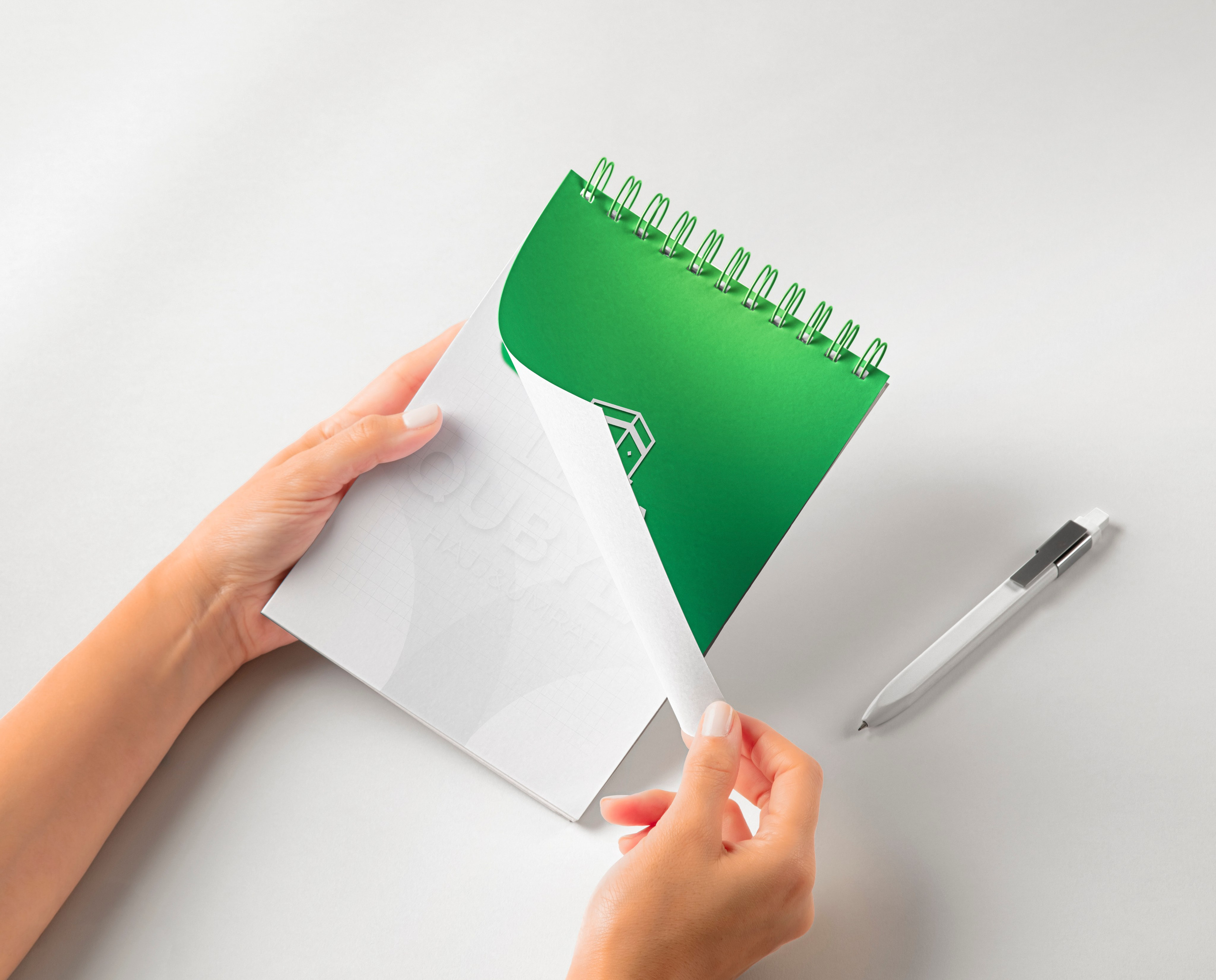 Визитки, сертификты, наклейки, брошюры, таблички, холдеры. Фотограф в Жезказгане. Графический дизайнер