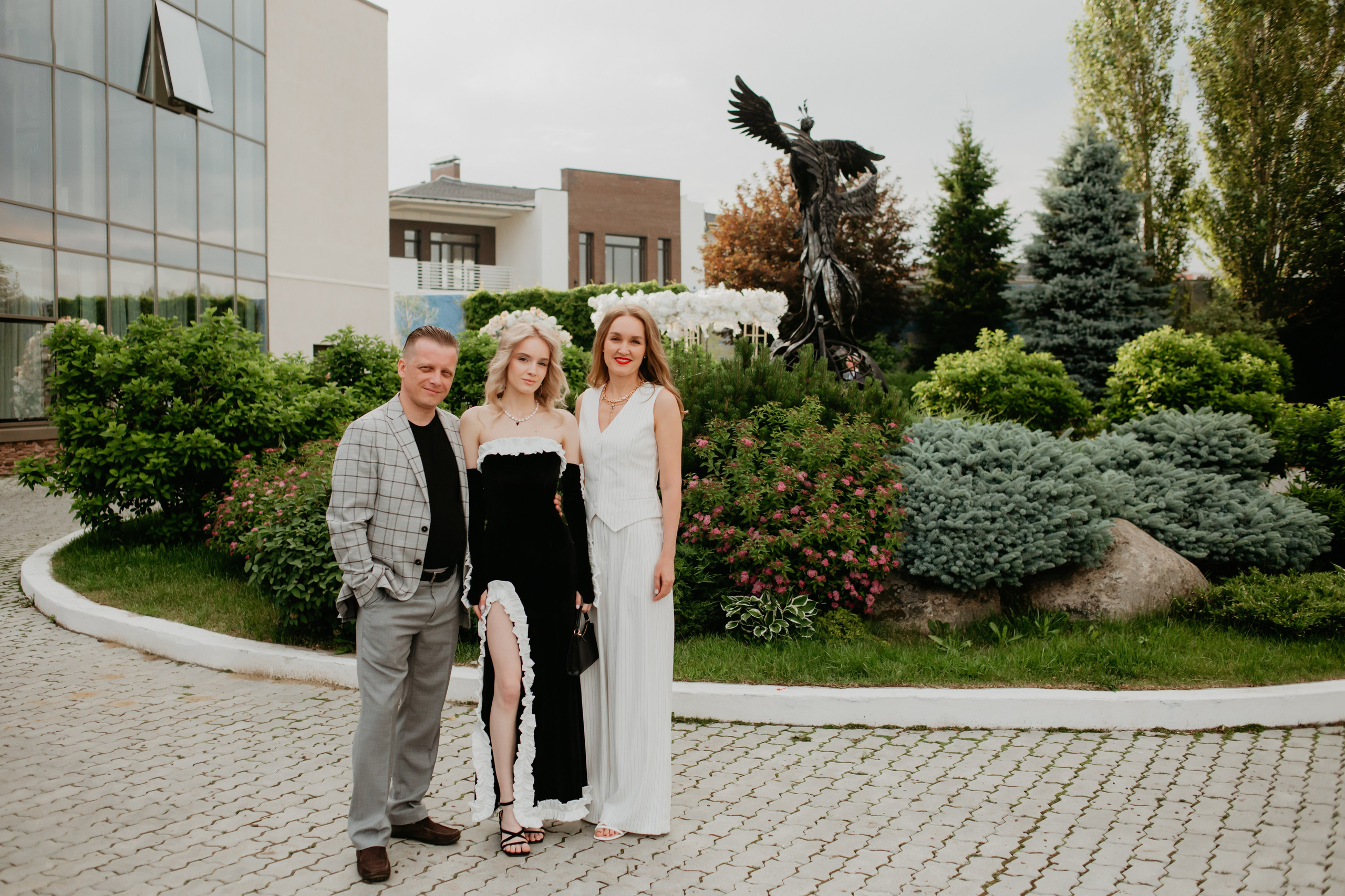 Выпускной. 11 лицей. Фотограф в Челябинске Ополихина Анна