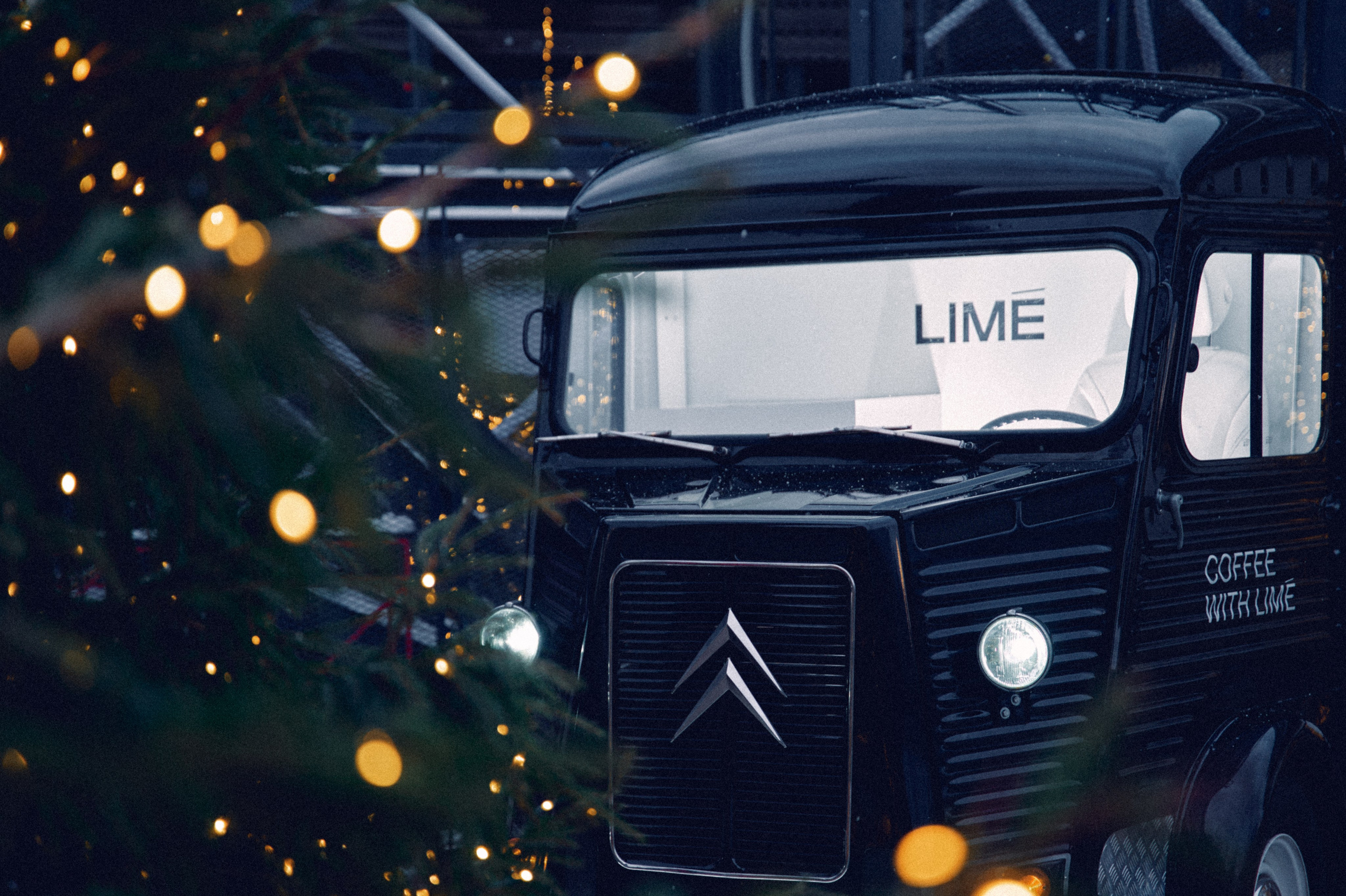 Lime x&nbsp;Strelka Bar