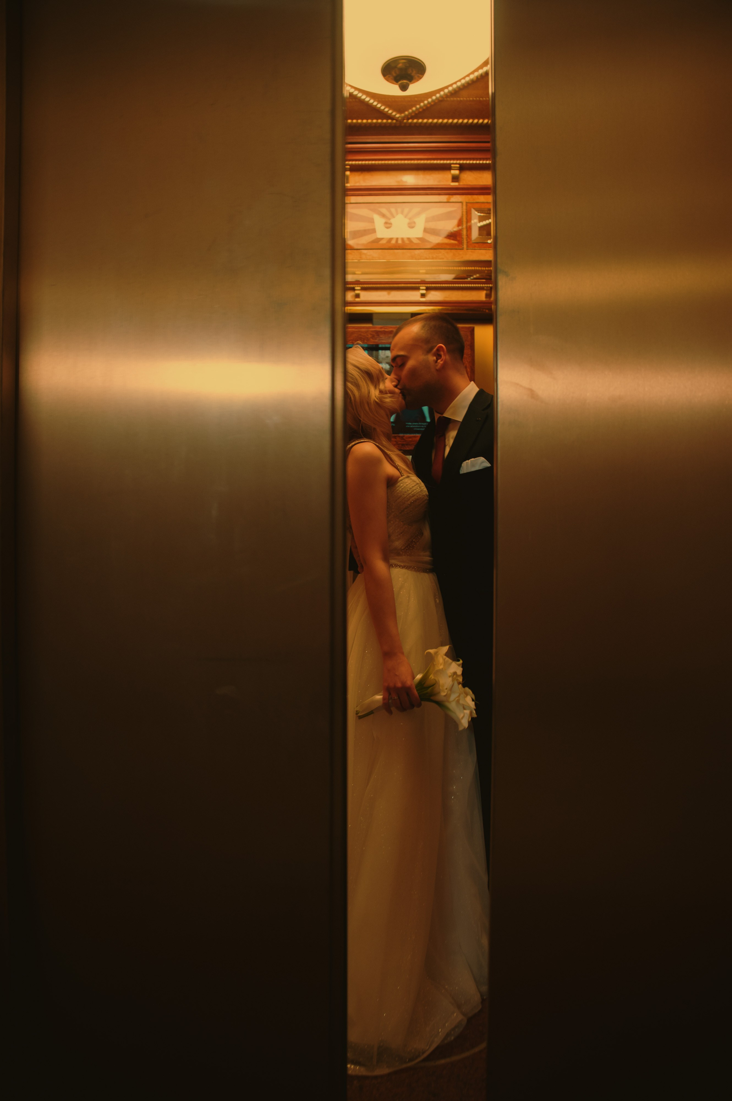 Свадебная фотосессия в Radisson Collection Hotel мск. Свадебный и портретный фотограф в Москве Жердев Даниил