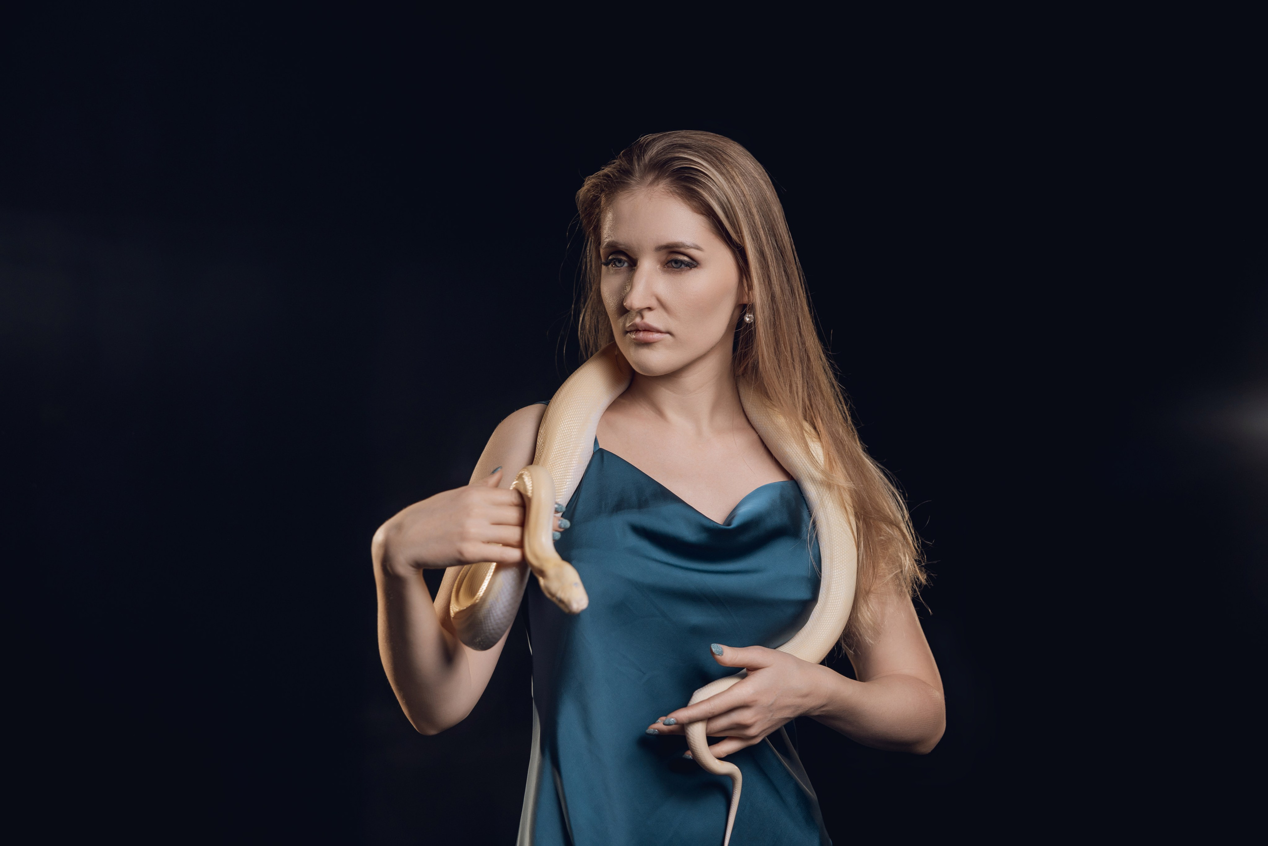 Фотосессия со змеей. Фотограф в Санкт-Петербурге Константин Бриль