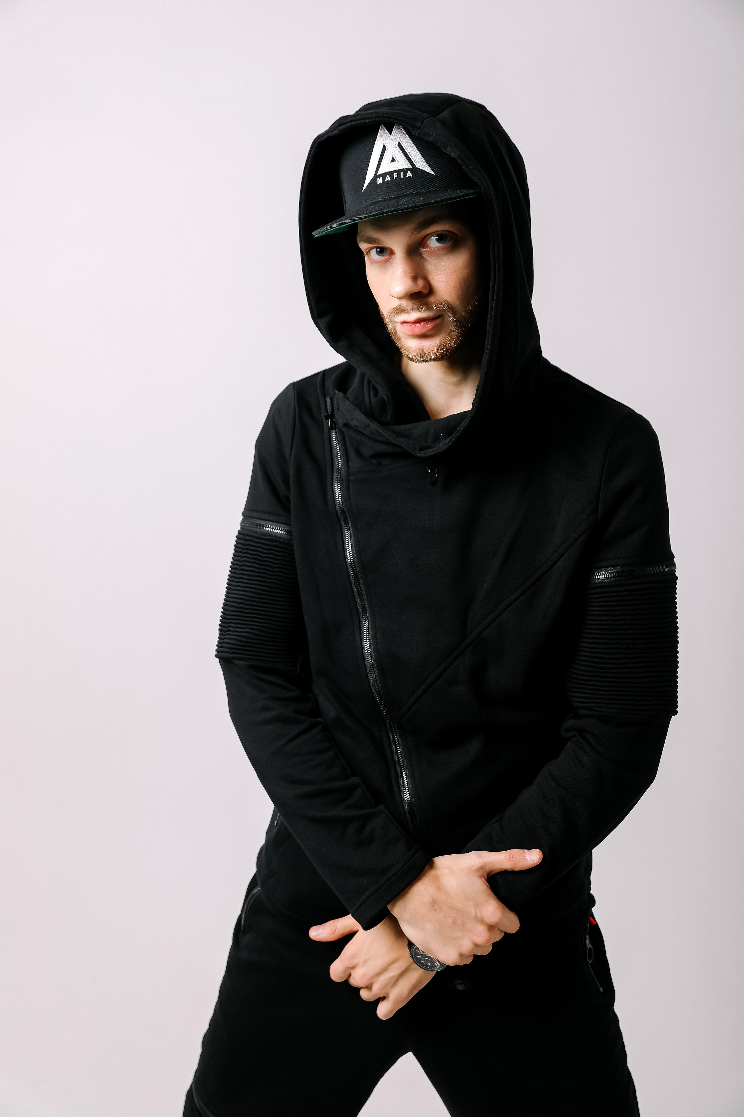 Слава. Бизнеспортрет. Любовь Чуляева — свадебный фотограф в Москве и Европе