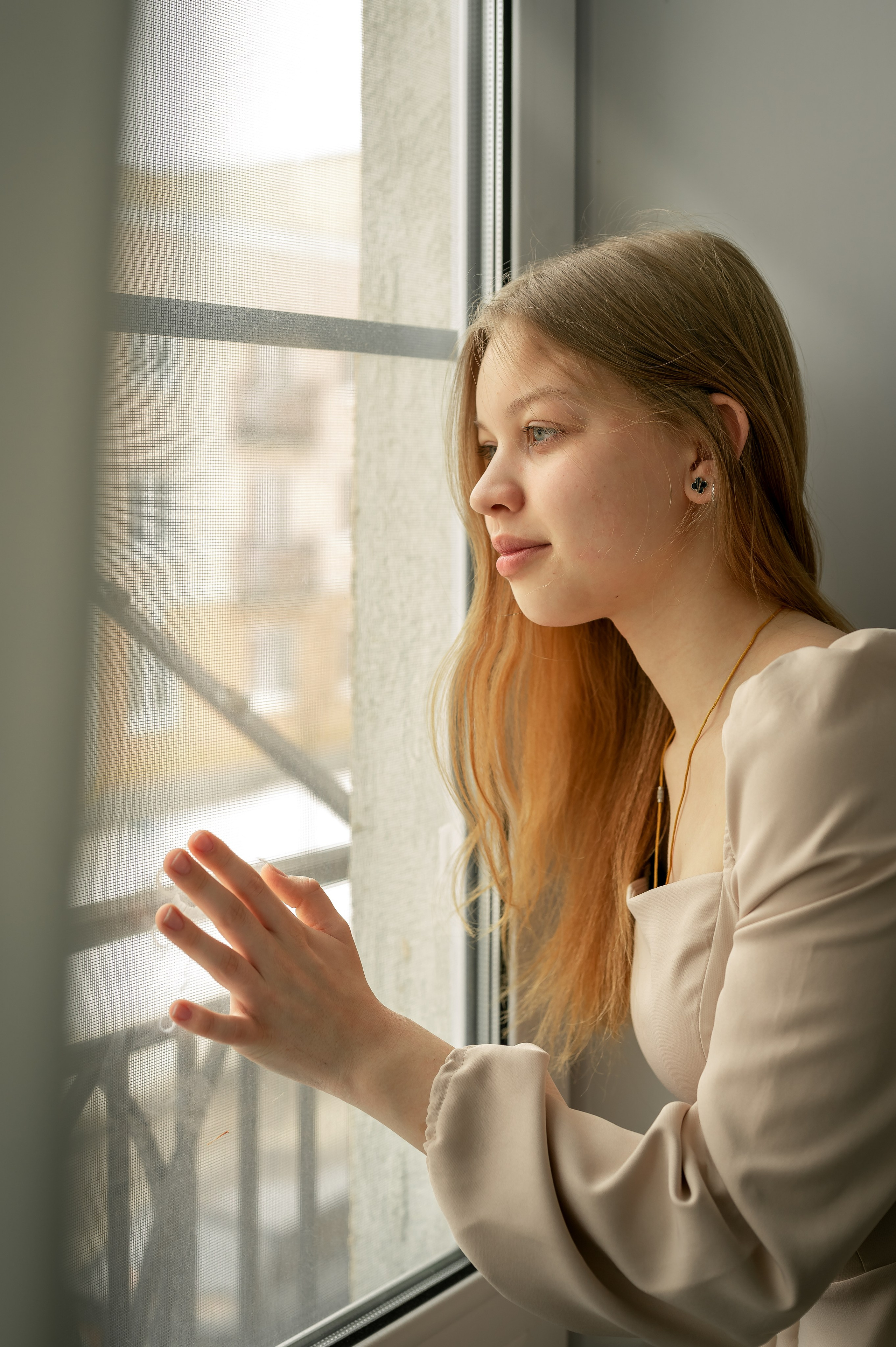 Родители с новорожденным малышом. Фотограф новорождённых, семейный, школьный в городе Калуге Евгения