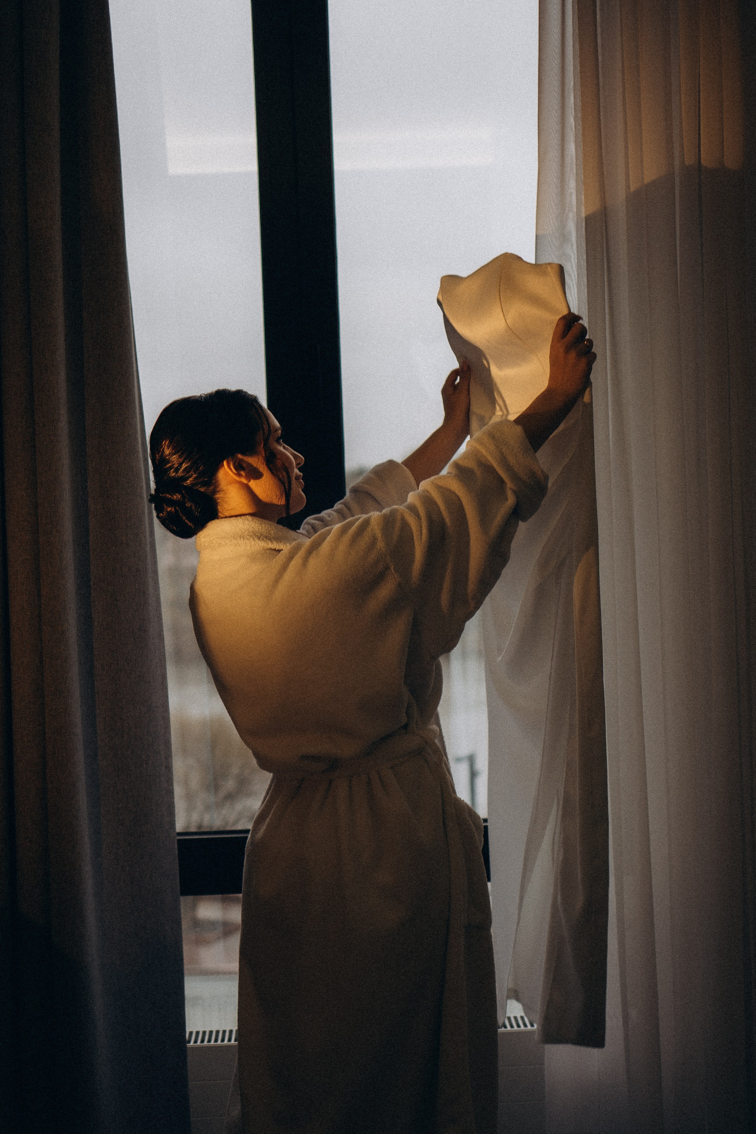 СВАДЕБНАЯ СЬЕМКА СБОРОВ ЖЕНИХА И НЕВЕСТЫ В ОТЕЛЕ И ТАКЖЕ ФОТОСЕССИИЯ В ОТЕЛЕЕ МЕГАПОЛИС БРЯНСК. Профессиональный фотограф, Санкт-Петербург — Виктория Богомолова