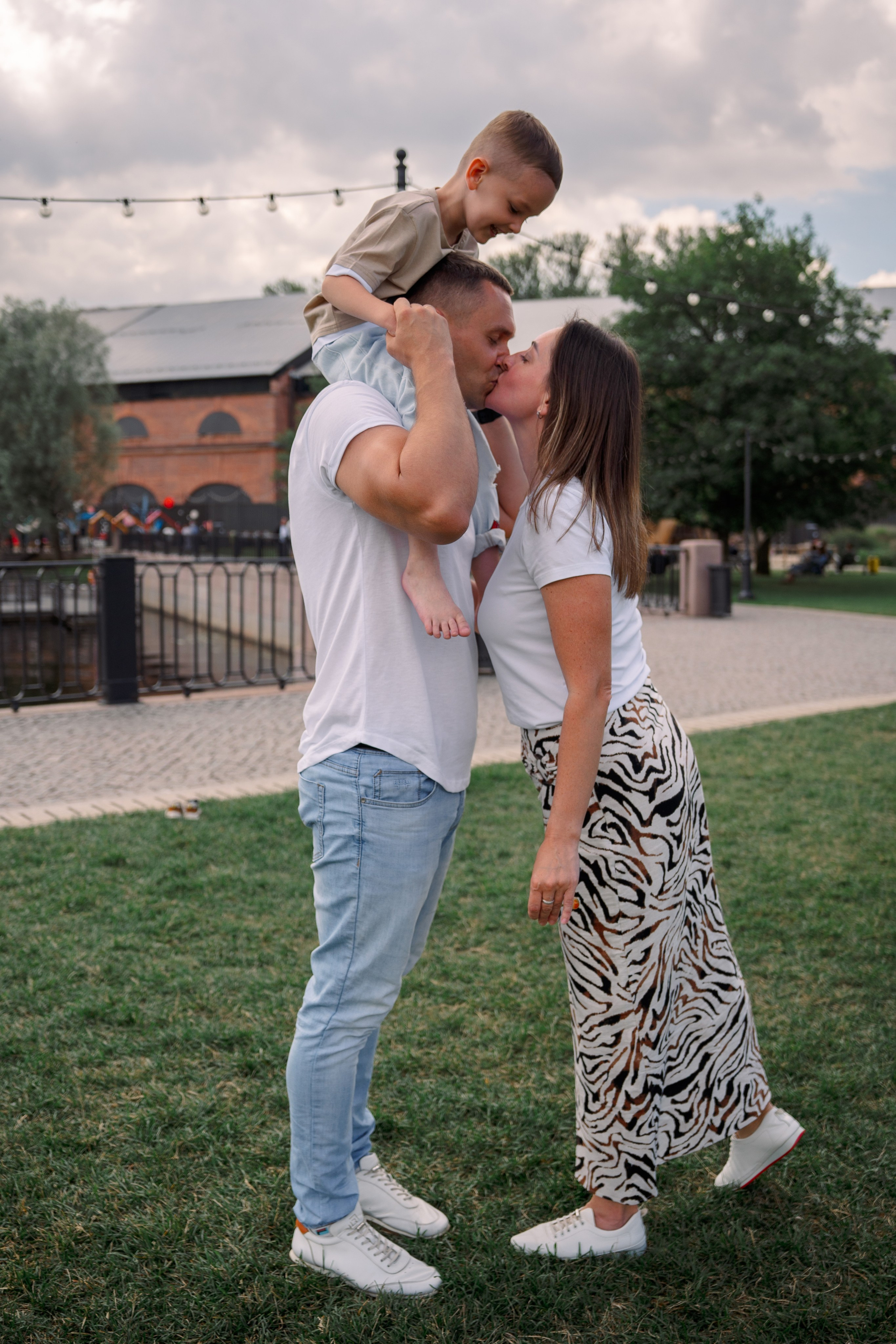Вика/Никита/Марк. Семейный и лавстори фотограф в Санкт-Петербурге Леся Ревзина