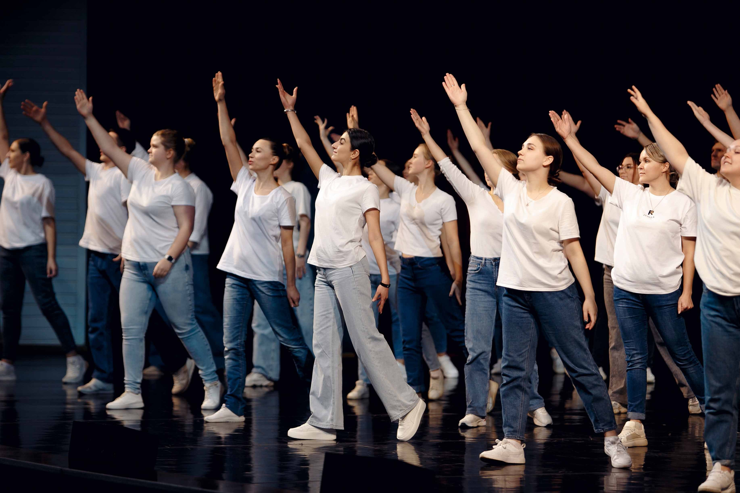 Закрытие «Года педагога и наставника» в КЗЦ Миллениум. Ваш репортажный фотограф Артемий Антонов