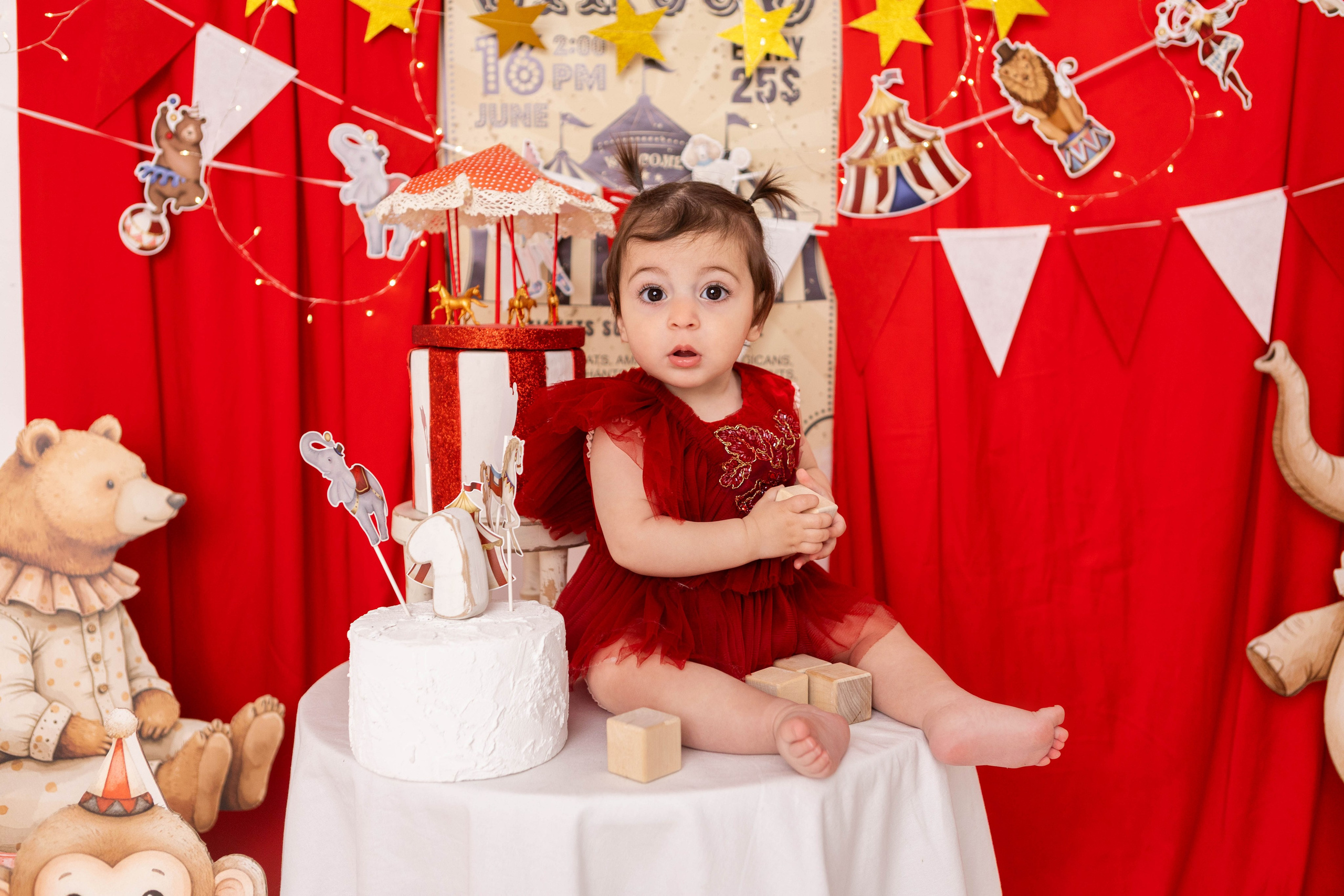 Лилит 1 год. Фотостудия «Mom baby» (Цирк). Свадебный семейный и детский фотограф в Краснодаре Карина Федоровская
