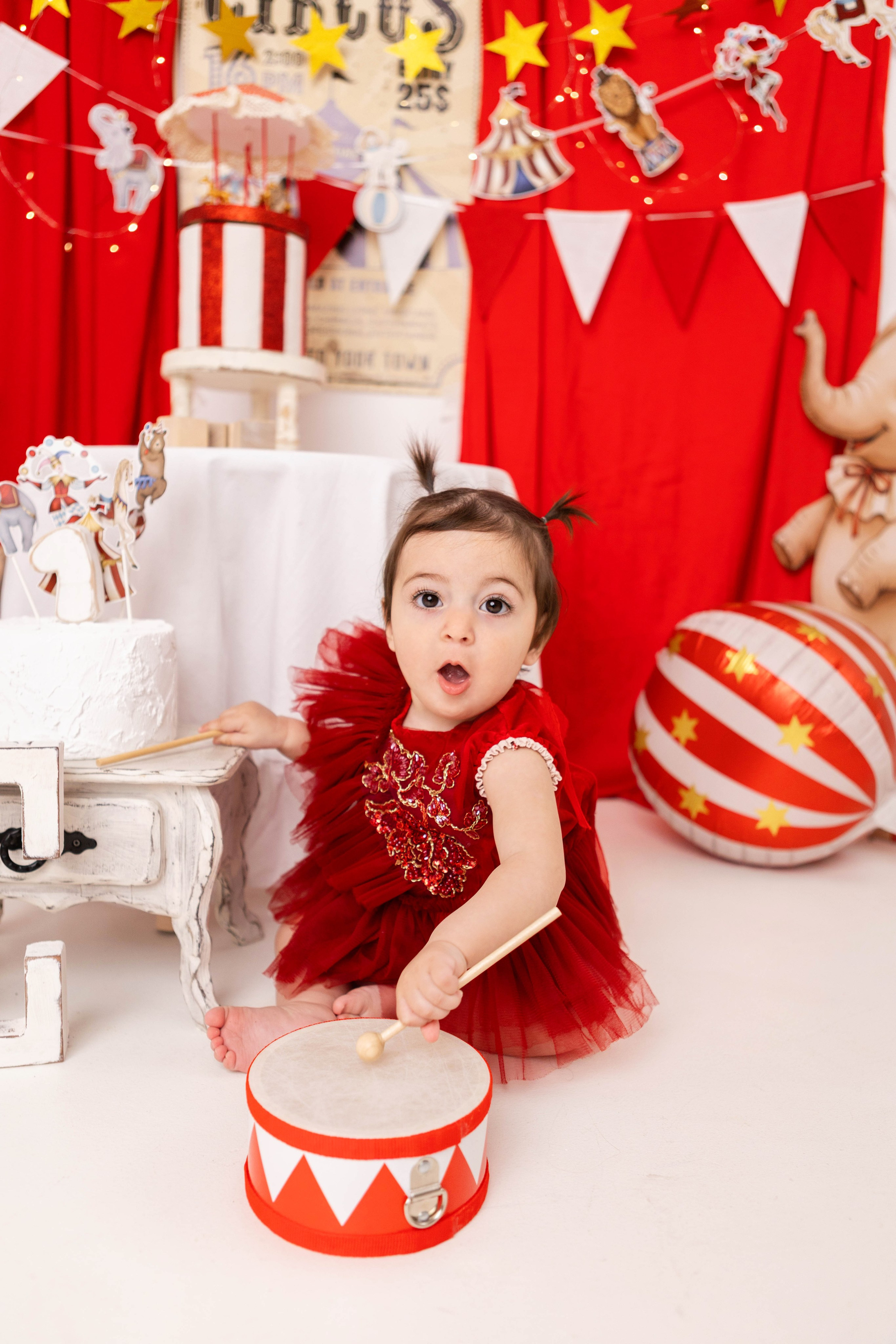 Лилит 1 год. Фотостудия «Mom baby» (Цирк). Свадебный семейный и детский фотограф в Краснодаре Карина Федоровская