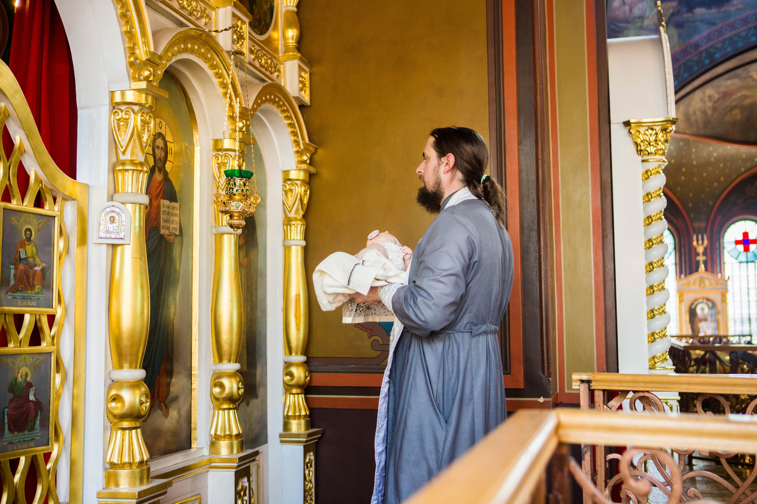 Крещение Анны. Свято-Троицкий собор. Свадебный семейный и детский фотограф в Краснодаре Карина Федоровская