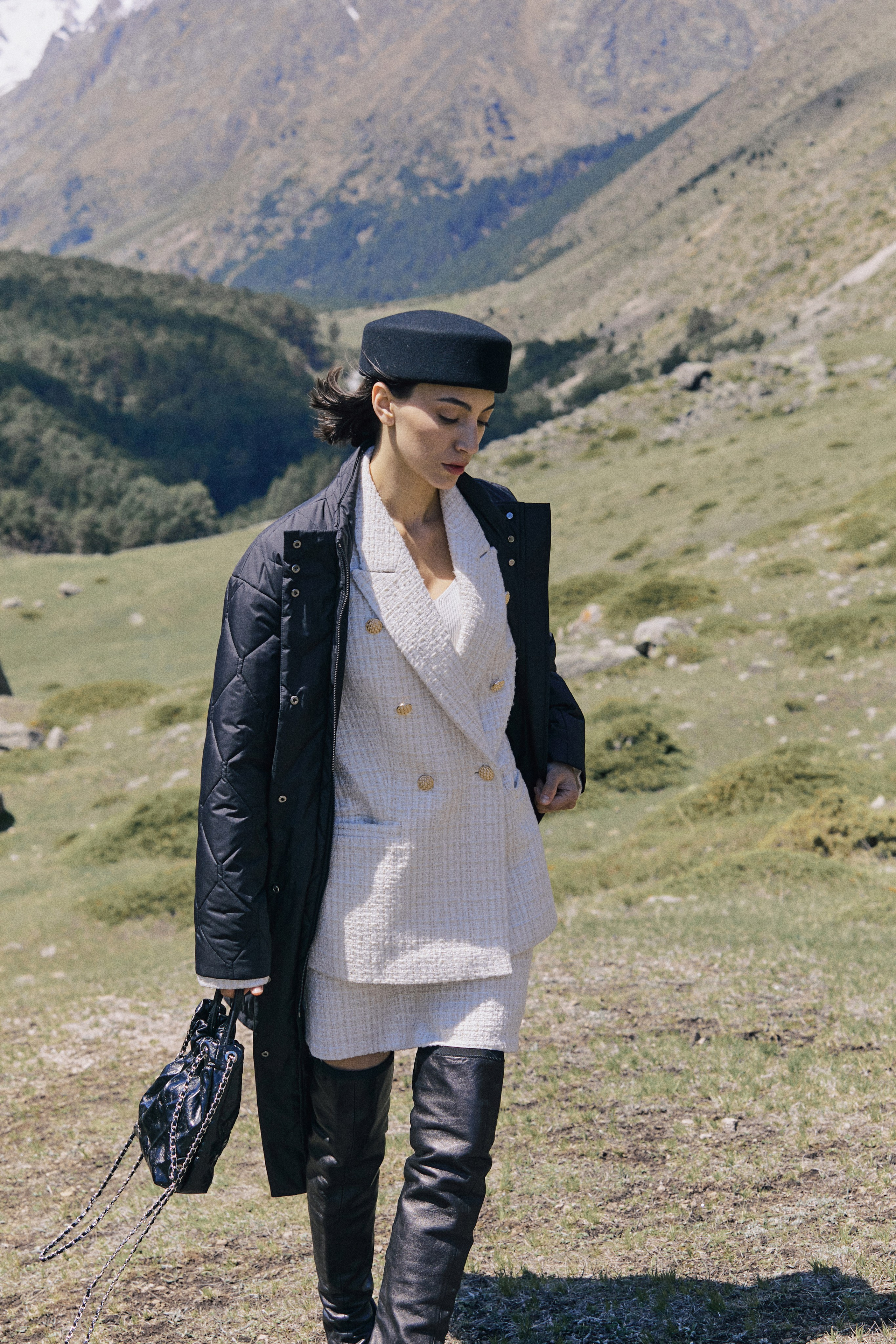 Съемка для бренда в горах. Фотограф Продюсер в горах КБР / Москва  Нальчик Горы