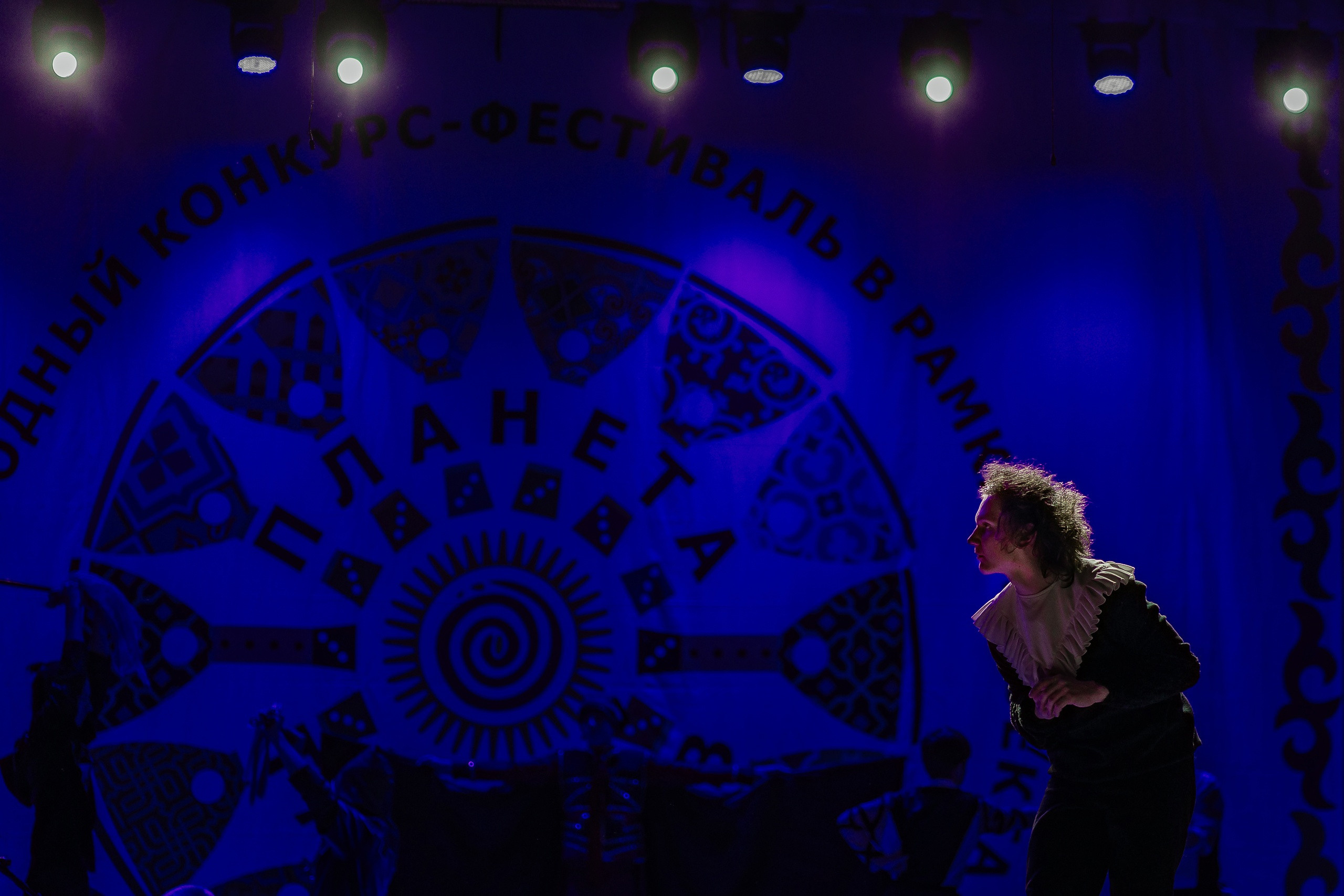 Спектакль «Синяя птица», театр Золотая Карусель. Детский и семейный фотограф в Красноярске Настя Ярош