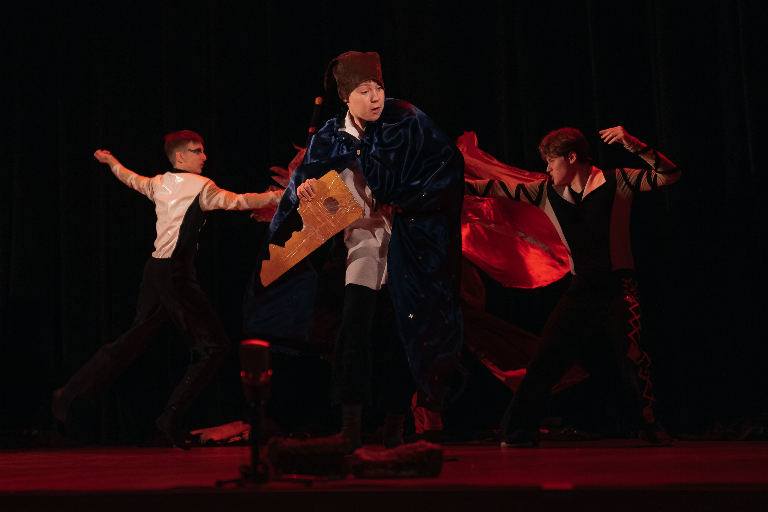 Спектакль «Синяя птица», театр Золотая Карусель. Детский и семейный фотограф в Красноярске Настя Ярош