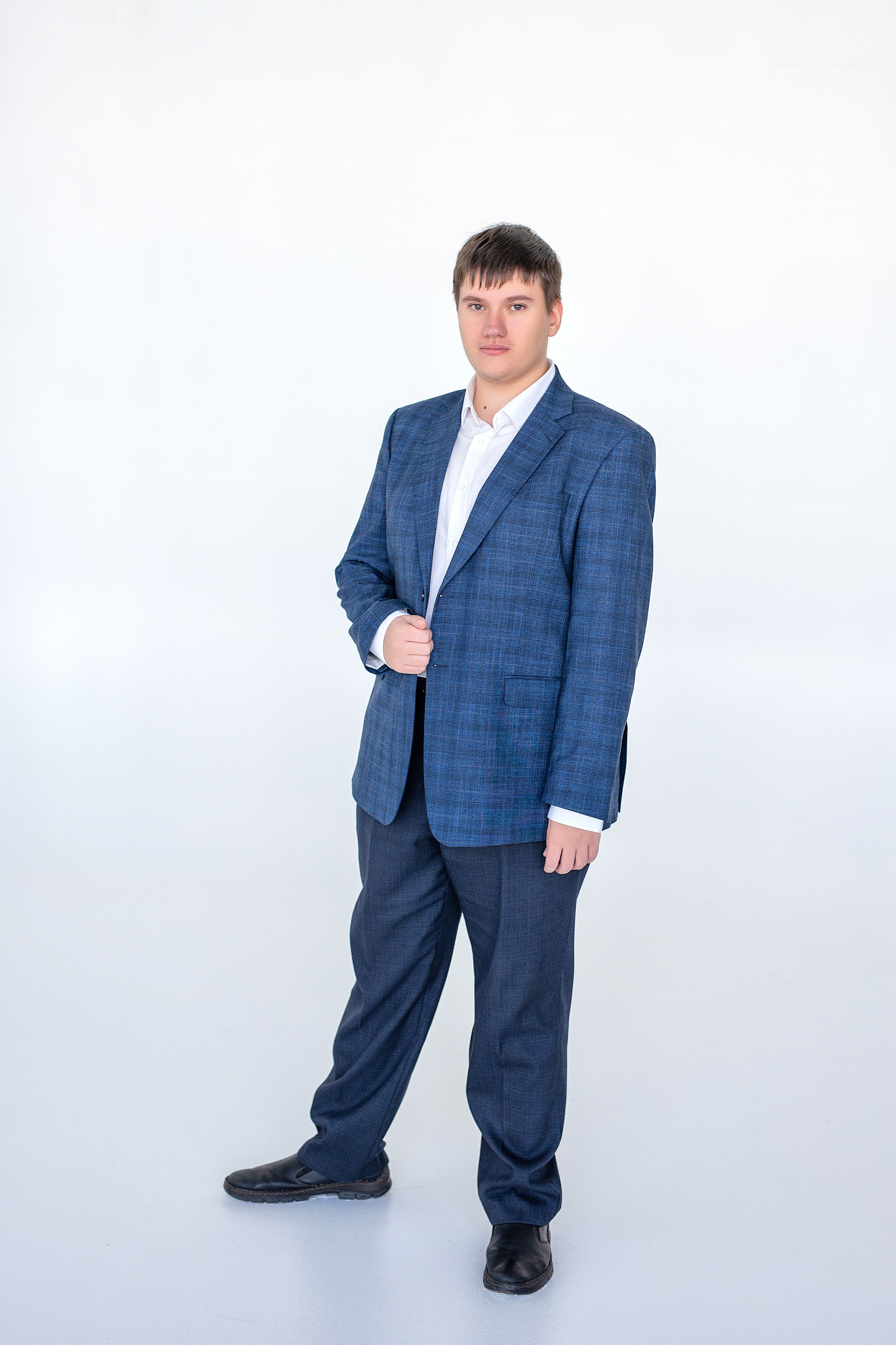 ФГБОУ ВО «Тихоокеанский государственный медицинский университет», 11-б класс. Стильный выпускной альбом Владивосток фотограф Вероника Мигачева