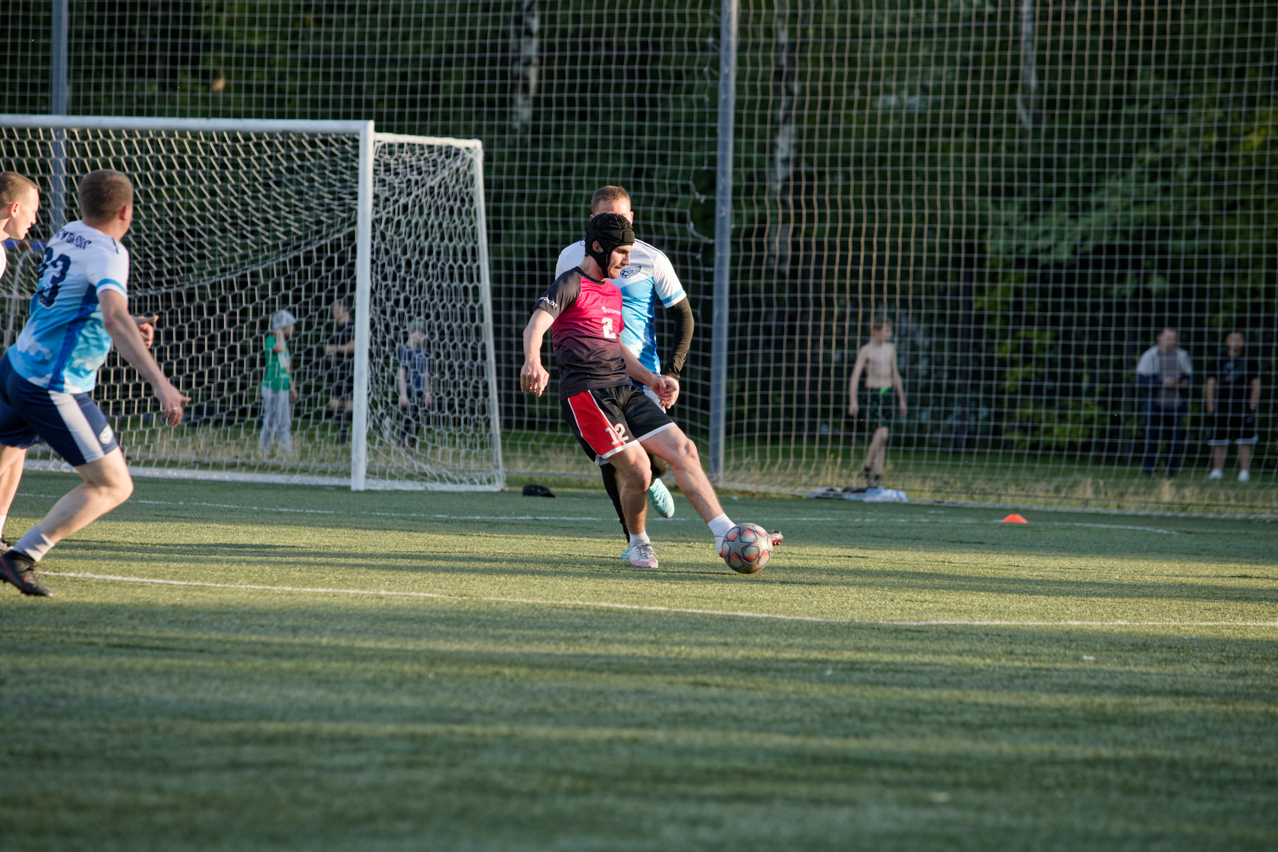 Любительская футбольная лига. Самокат-крылья. 25.06.2025. Репортажный и спортивный фотограф в г. Пермь Зильберг Павел