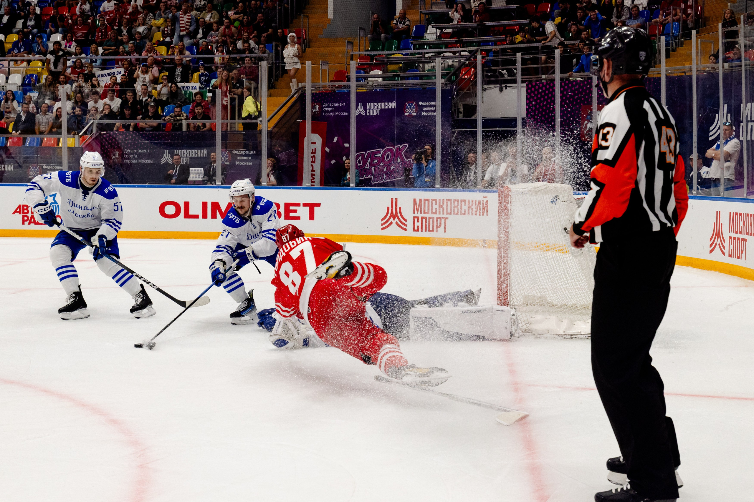 Кубок мэра Москвы по хоккею 2024. Виктория Зудина — фотограф в Москве