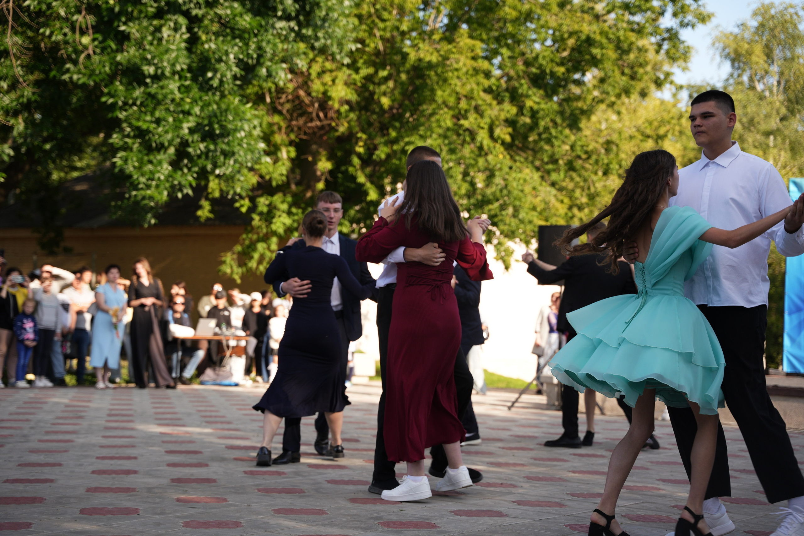 Выпускной в парке. Ольга Плаксина фотограф в Саратове