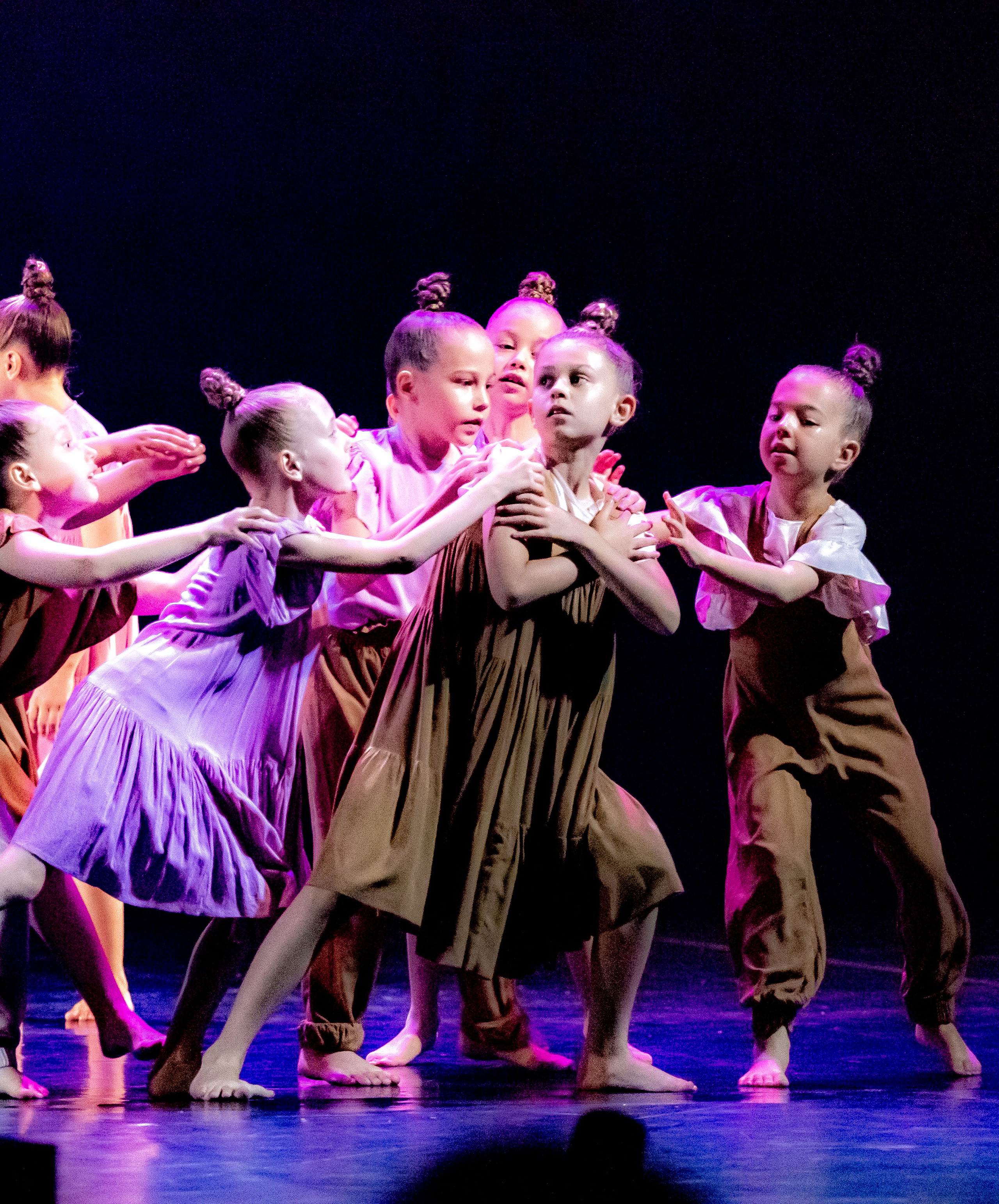 ОТЧЕТНЫЙ КОНЦЕРТ ХОРЕОГРАФИЧЕСКОЙ ШКОЛЫ НИКА. Фотограф в Сочи Юрий Шептаев