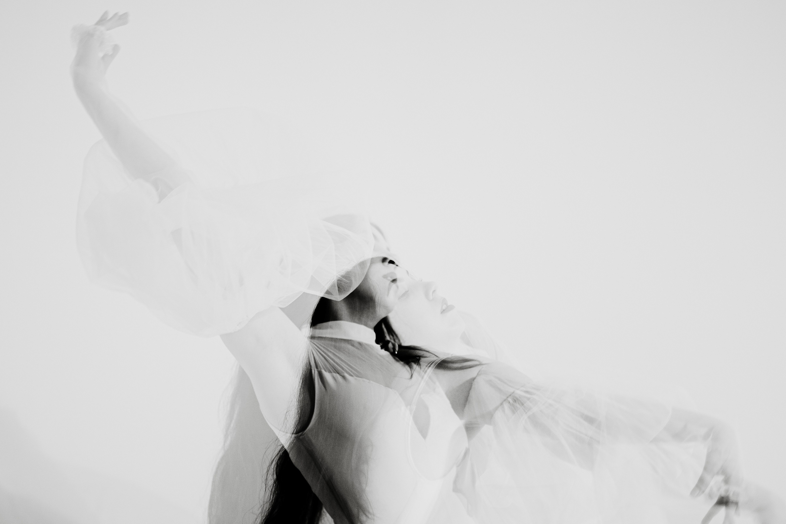 Магия танца: Солнце и Вода. Арт-фотограф Крис Л. в Тобольске: портрет, семейные, свадьбы