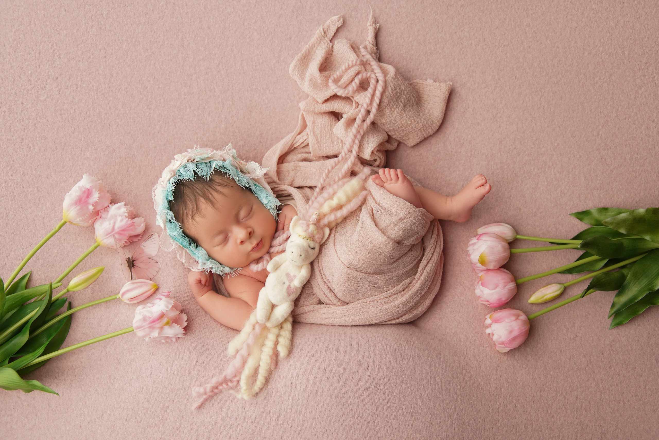 Девочки. Фотограф новорожденных. Семейный и детский фотограф в городе Сургуте