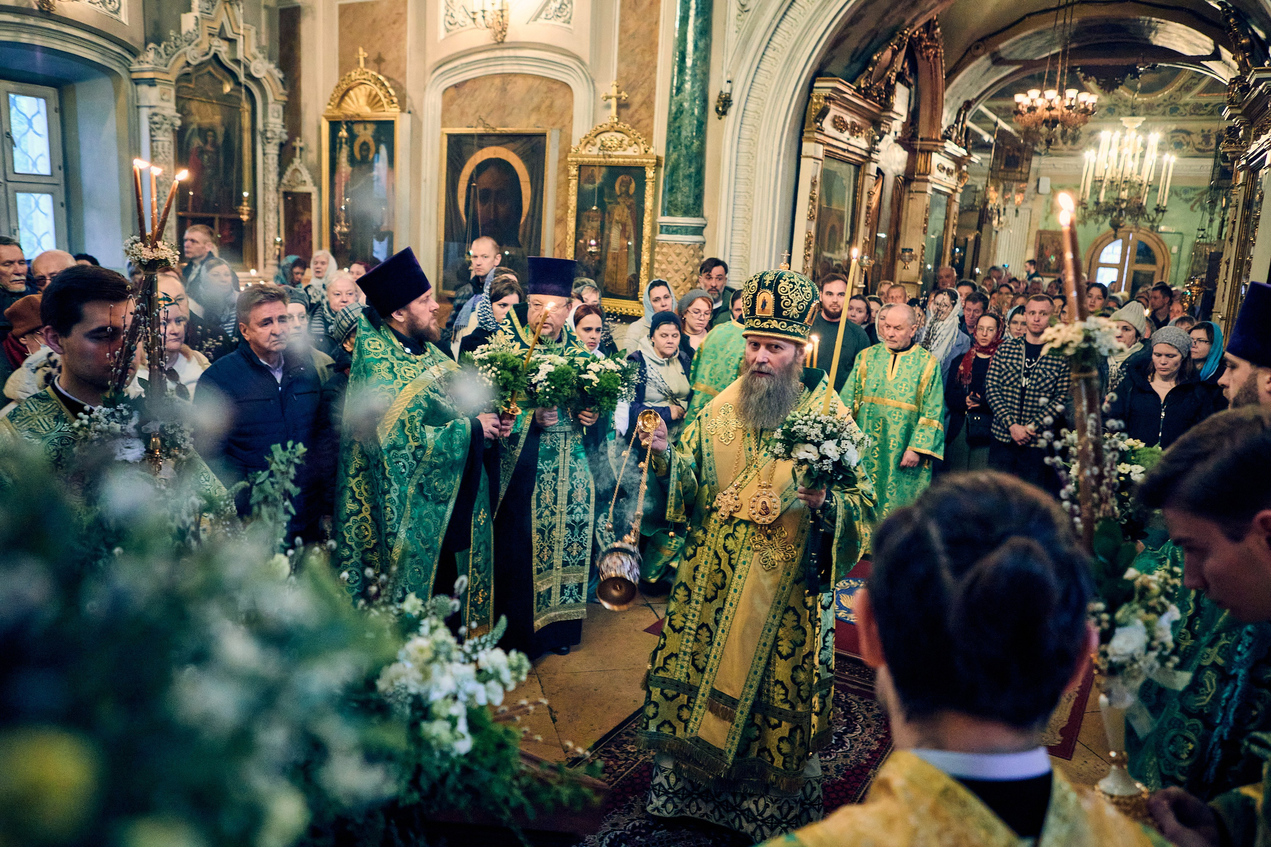 ВСЕНОЩНАЯ НА ВЕРБНОЕ ВОСКРЕСЕНИЕ. DMITRY MOISEENKO — фотограф, художник, топ-стилист