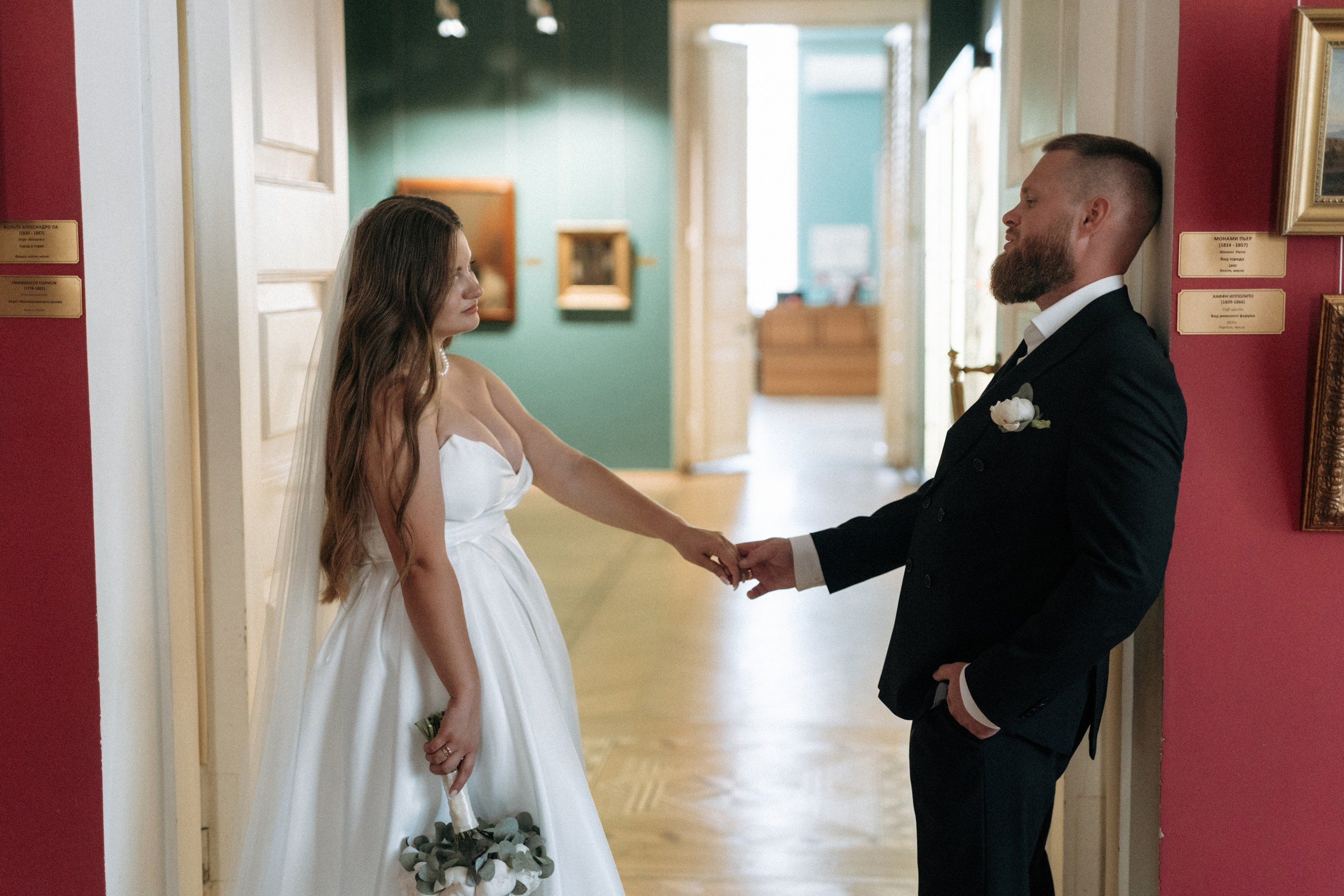 Свадьба Анастасии и Евгения, Картинная галерея, прогулка в лесу. Ресторан «Хлеб и Винотека». Свадебный фотограф в Тамбове Павел Четвертков